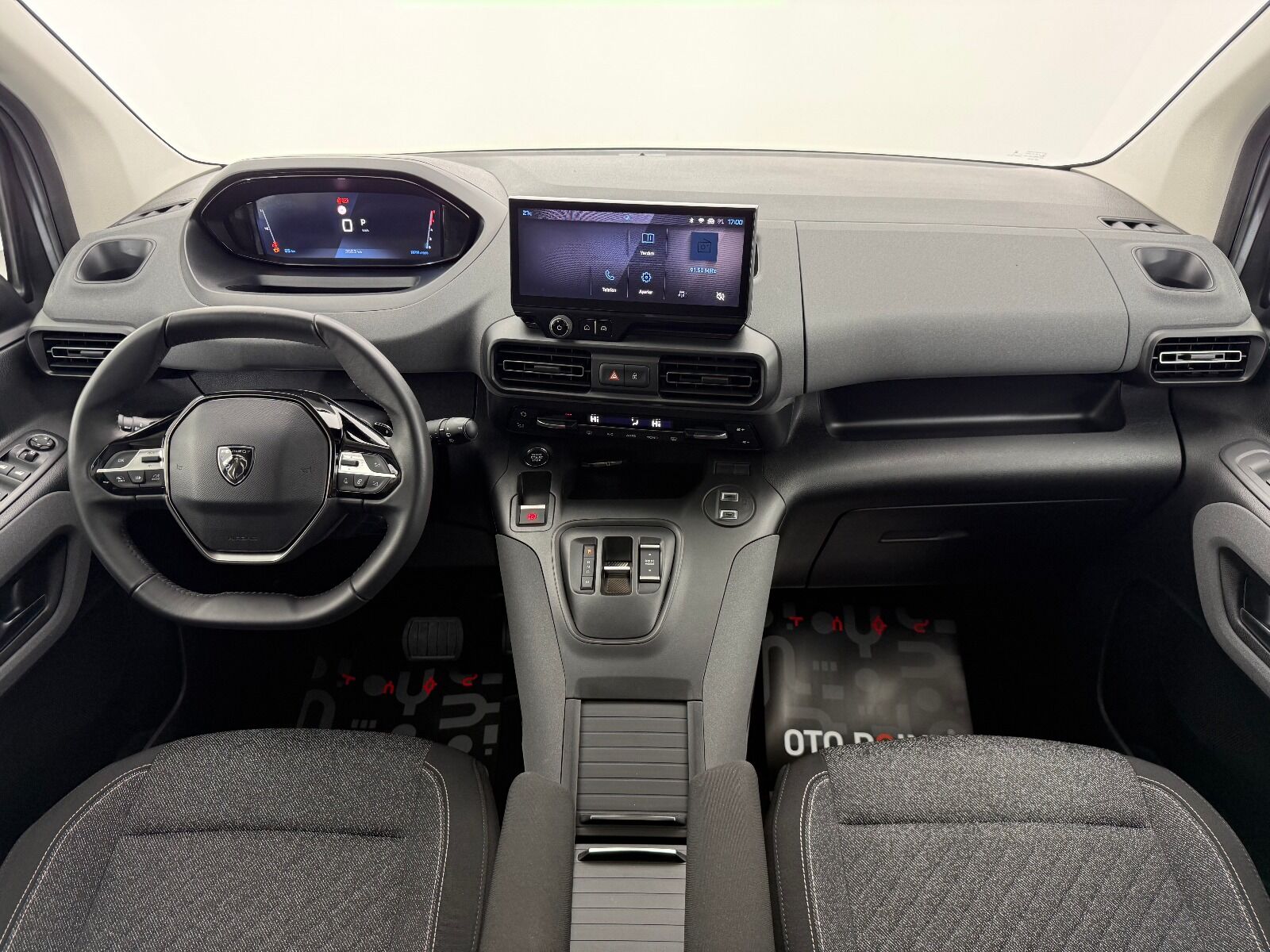 Peugeot Rifter 1.5 BlueHDI Allure EAT8 - 2026 - Detay