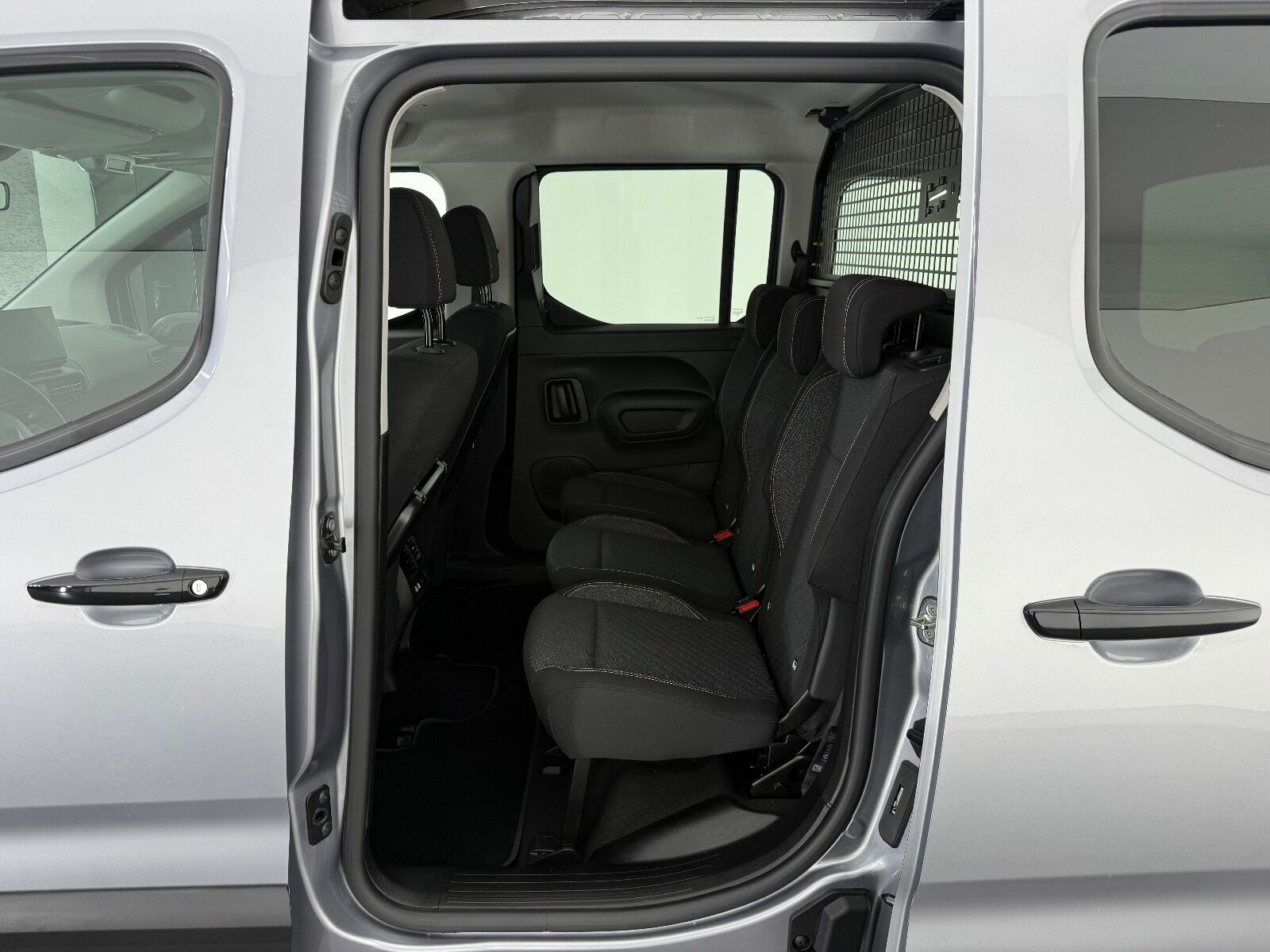 Peugeot Rifter 1.5 BlueHDI Allure EAT8 - 2026 - Detay