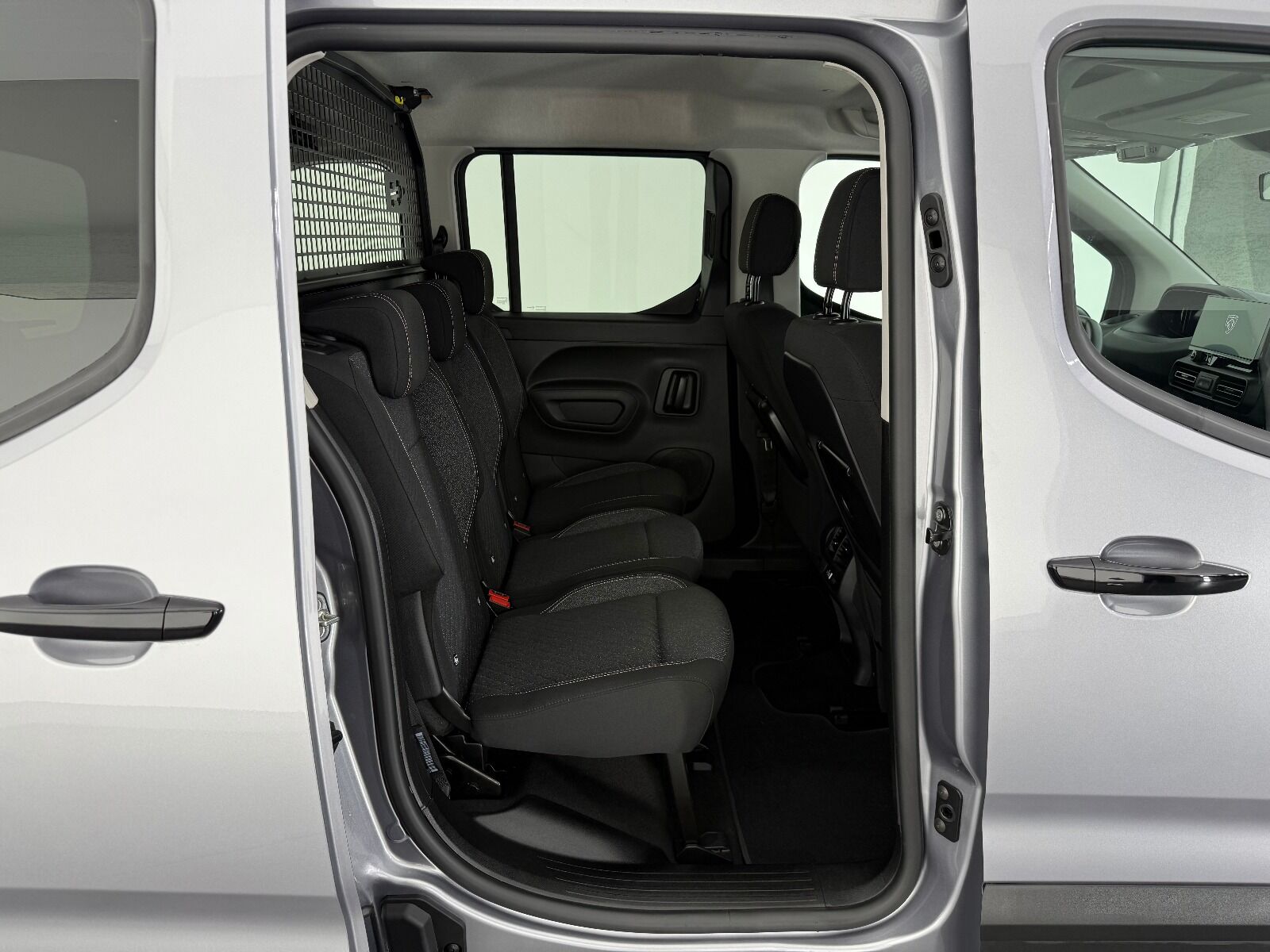 Peugeot Rifter 1.5 BlueHDI Allure EAT8 - 2026 - Detay