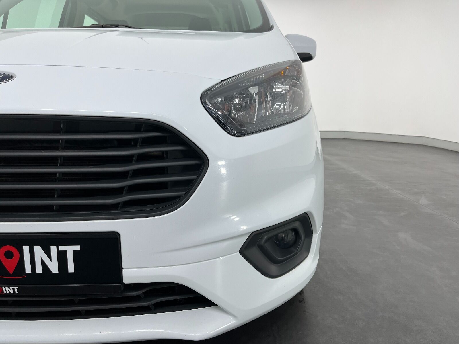 Ford Tourneo Courier 1.5 TDCI Deluxe - 2023 - Detay