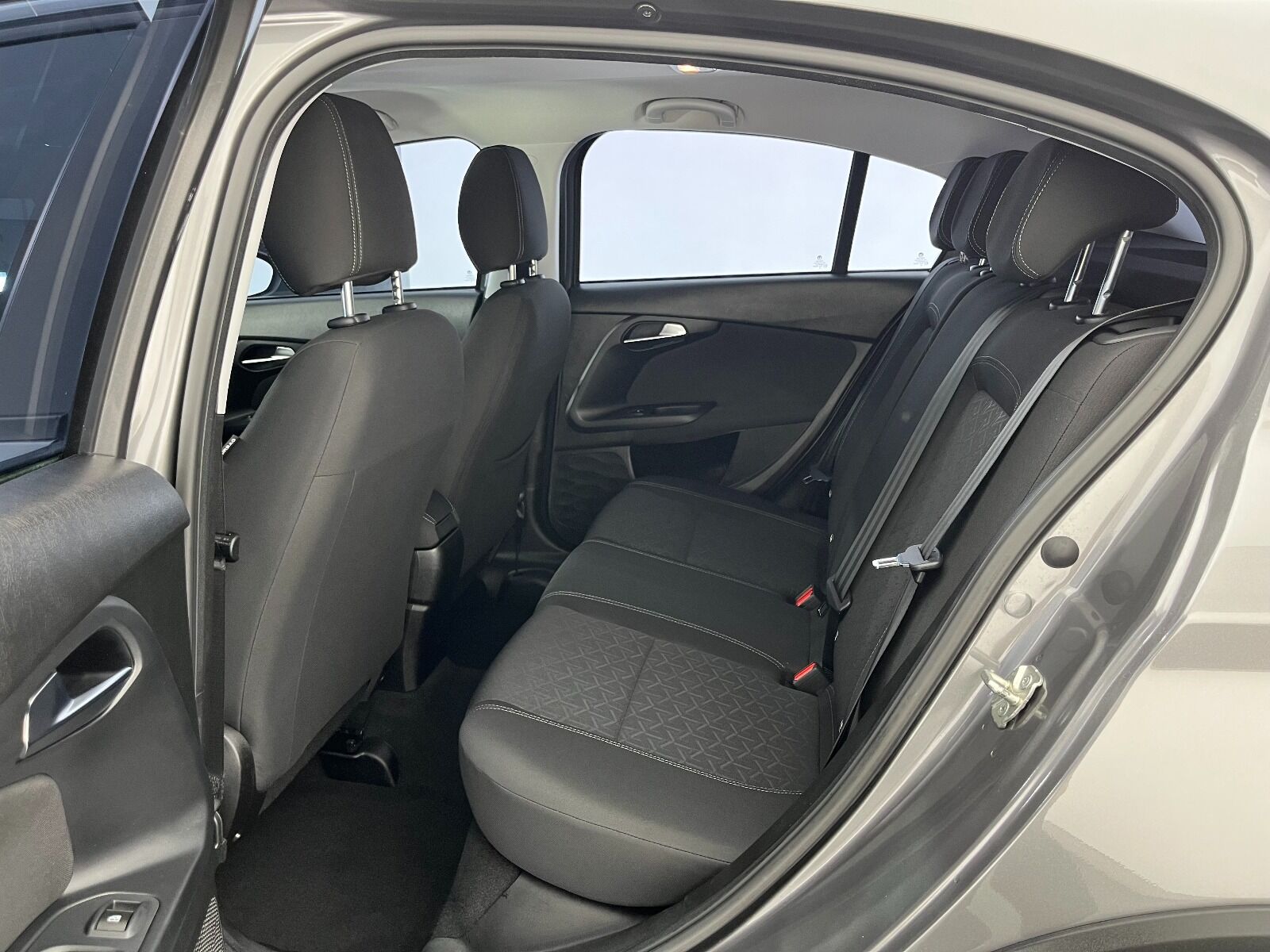 Fiat Egea Cross 1.6 Multijet Urban TRCTN+ GSR DCT - 2025 - Detay