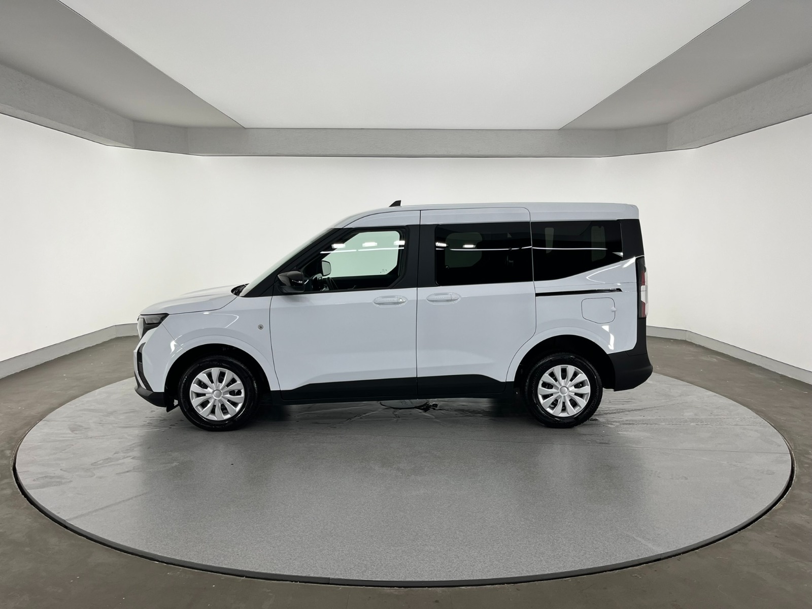 Ford Tourneo Courier Kombi 1.5 EcoBlue Deluxe - 2025 - Detay