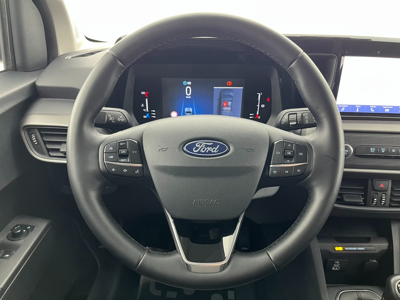 Ford Tourneo Courier Kombi 1.5 EcoBlue Deluxe - 2025 - Detay