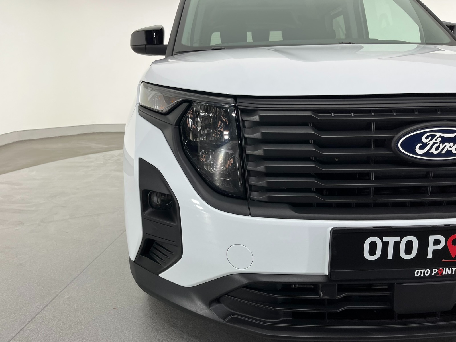 Ford Tourneo Courier Kombi 1.5 EcoBlue Deluxe - 2025 - Detay