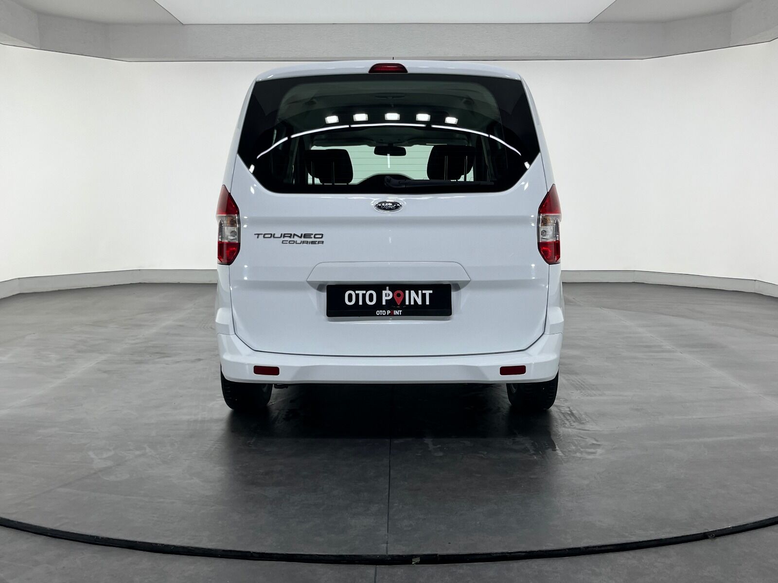 Ford Tourneo Courier 1.5 TDCI Deluxe - 2023 - Detay