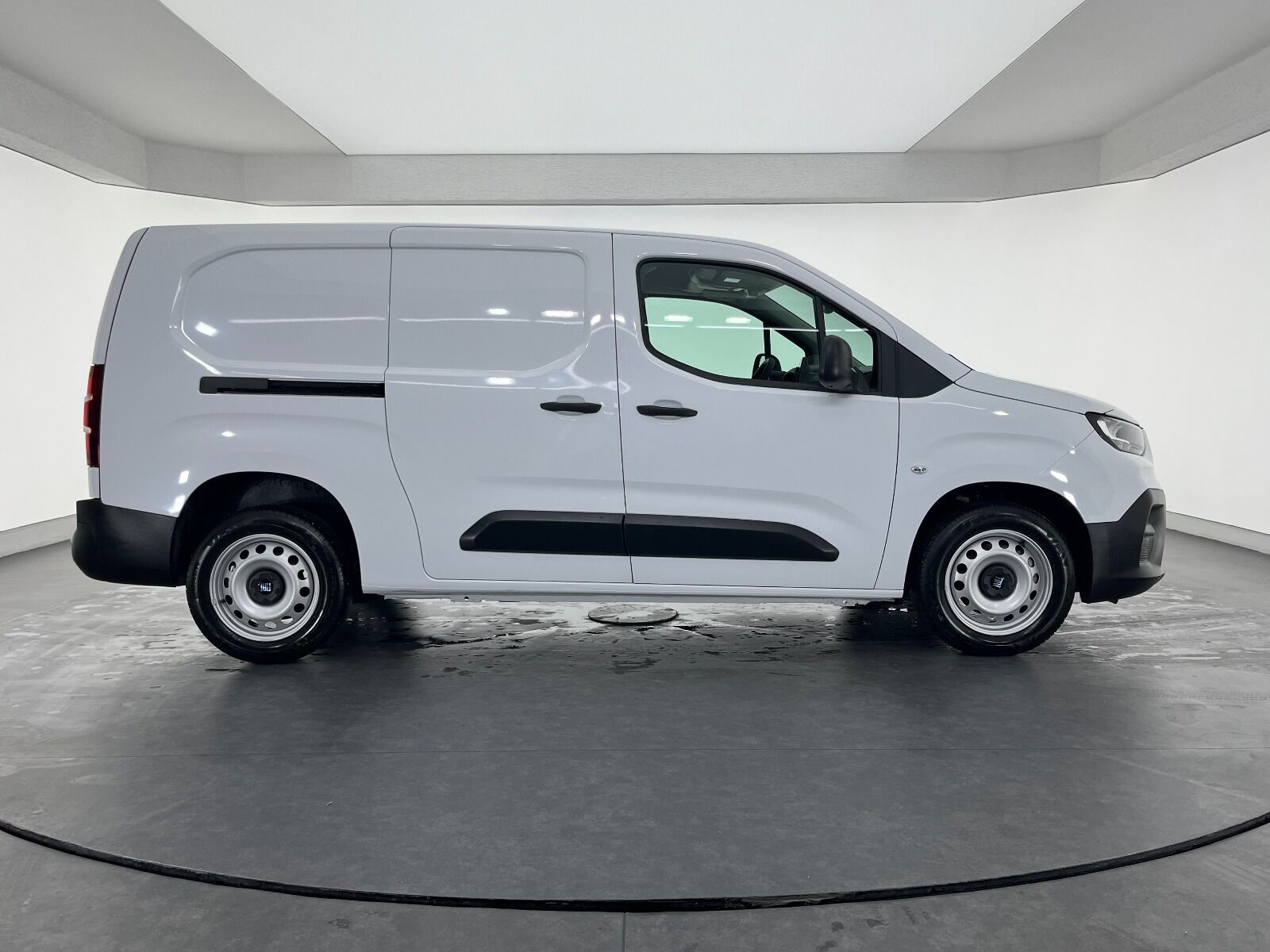 Fiat Doblo Cargo 1.5 BlueHDI Maxi - 2025 - Detay