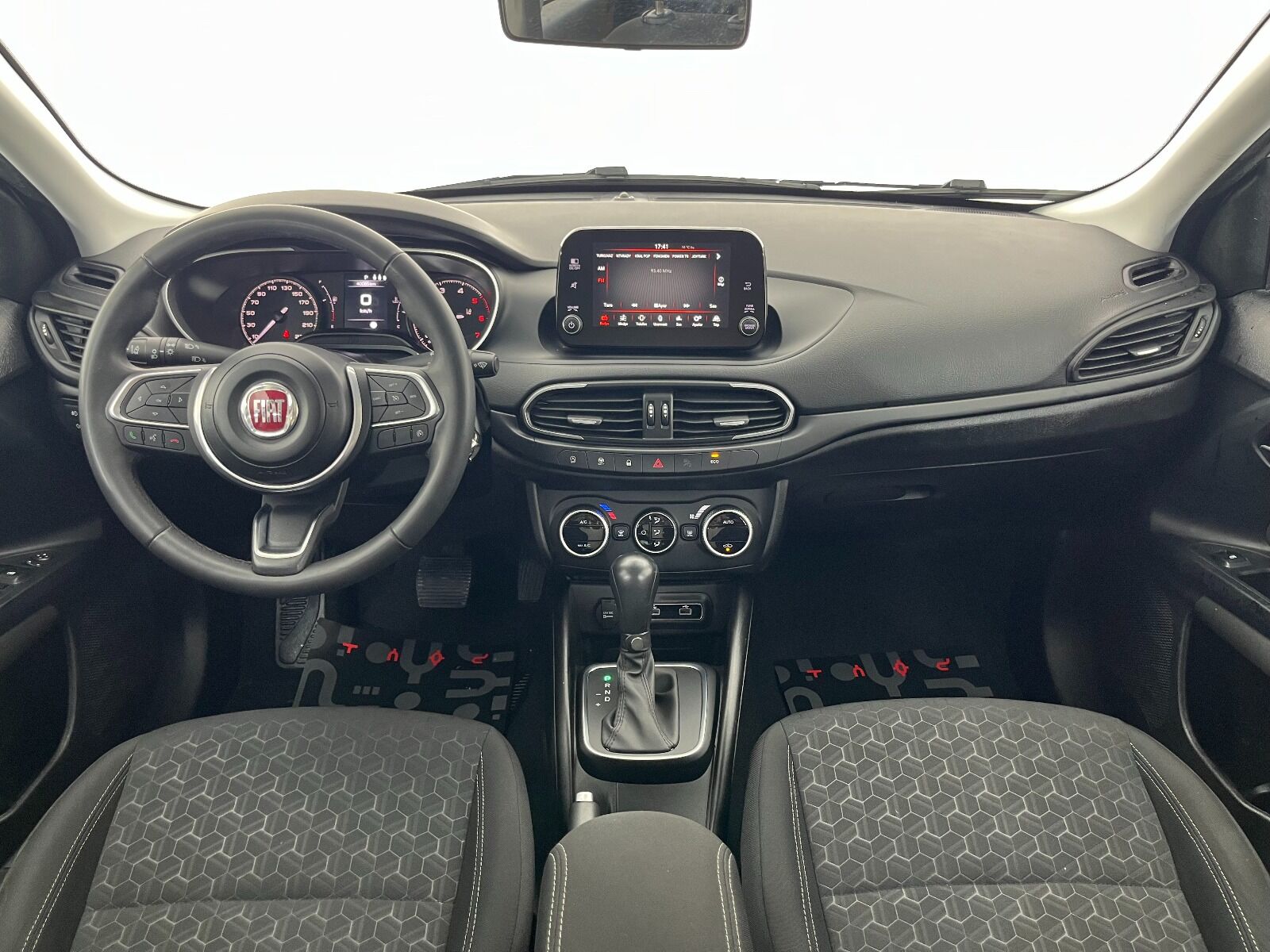 Fiat Egea Cross 1.6 Multijet Urban Traction+ DCT - 2024 - Detay