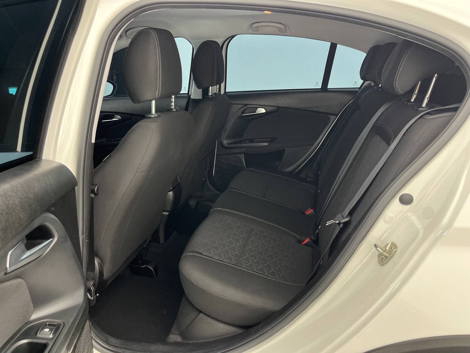 Fiat Egea Cross 1.6 MultiJet Urban GSR Traction+ DCT - 2024 - Detay