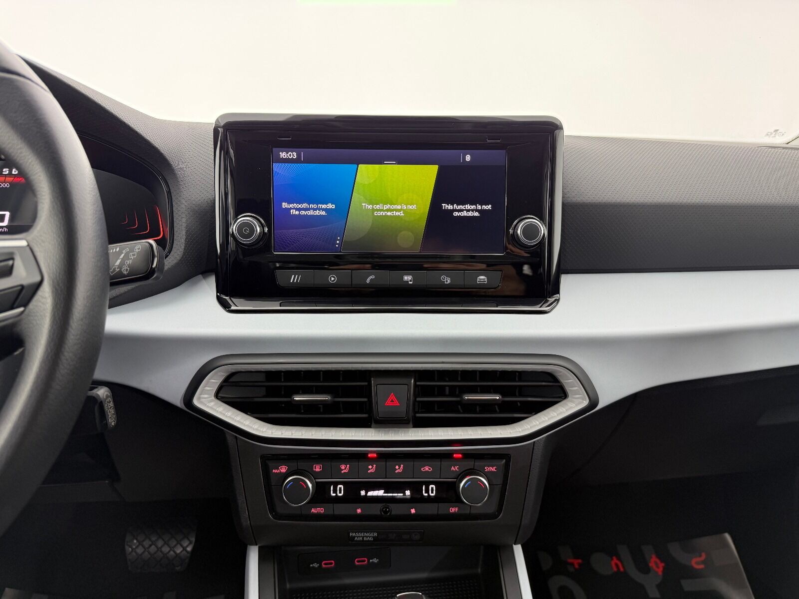 Seat Arona 1.0 EcoTSI Style - 2024 - Detay