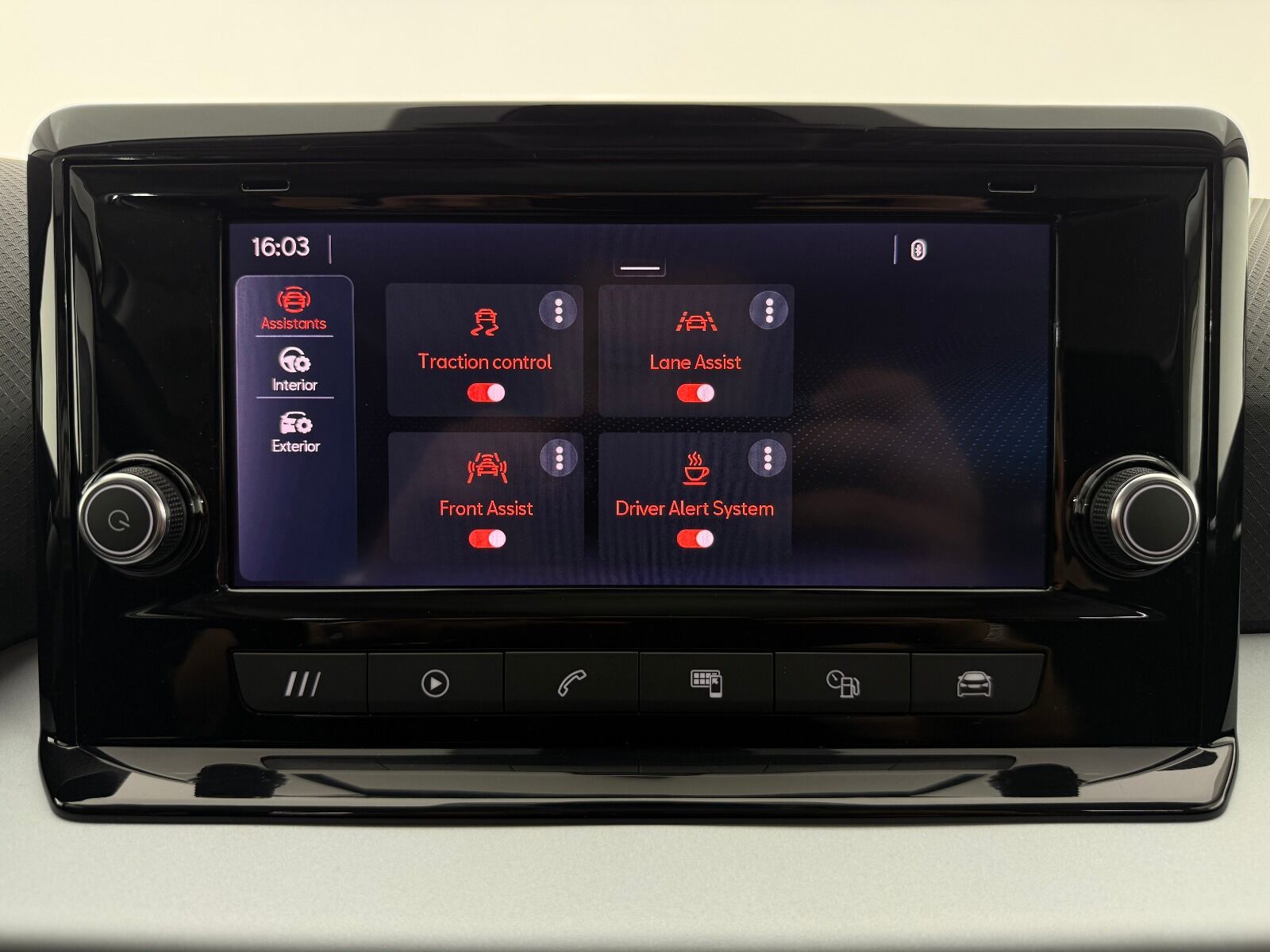 Seat Arona 1.0 EcoTSI Style - 2024 - Detay
