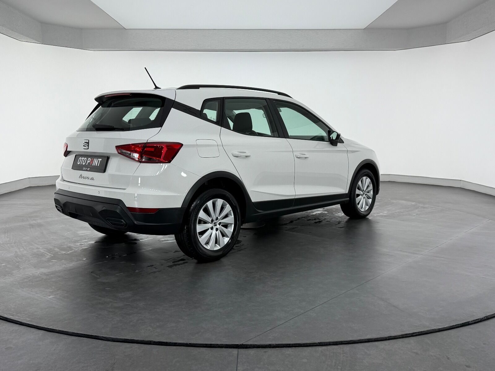 Seat Arona 1.0 EcoTSI Style - 2024 - Detay