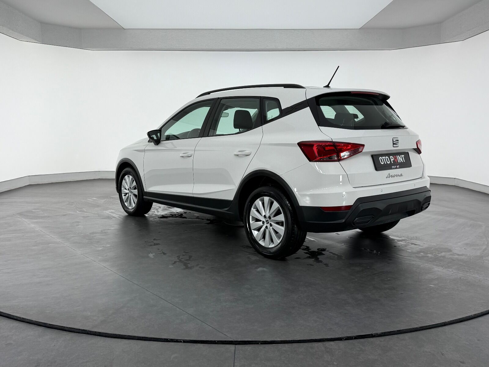 Seat Arona 1.0 EcoTSI Style - 2024 - Detay