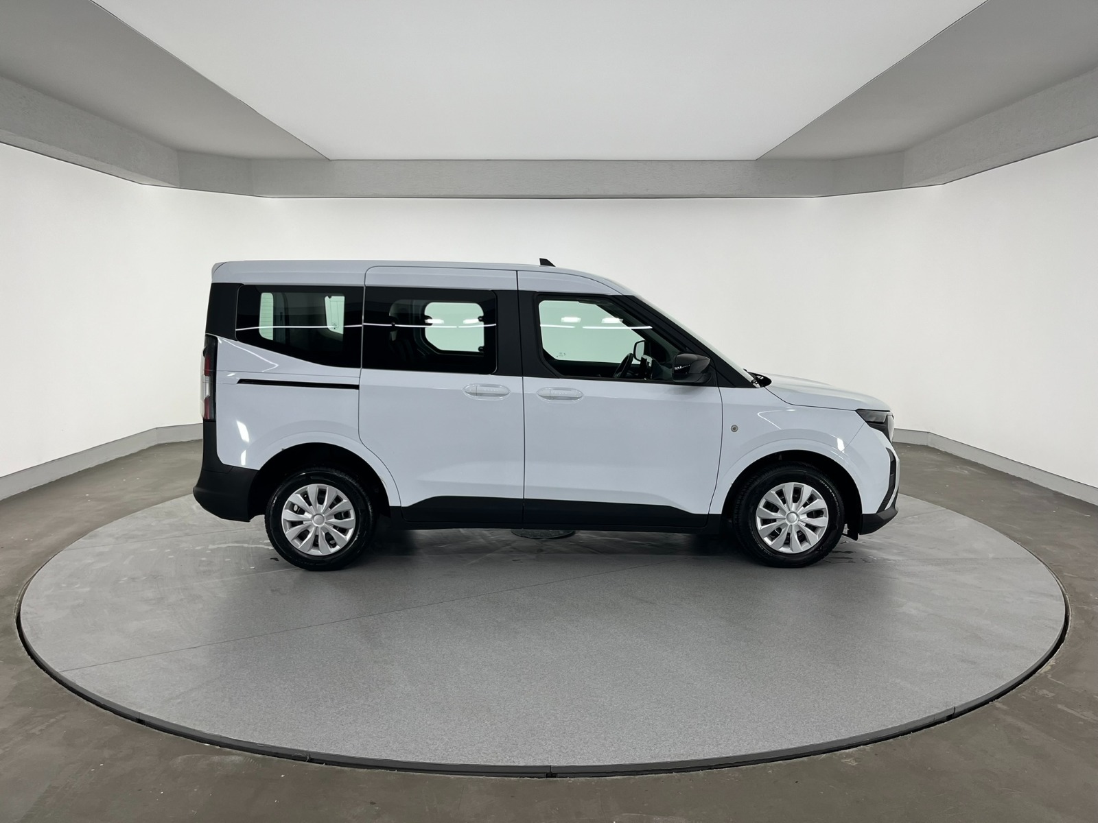 Ford Tourneo Courier Kombi 1.5 EcoBlue Deluxe - 2024 - Detay