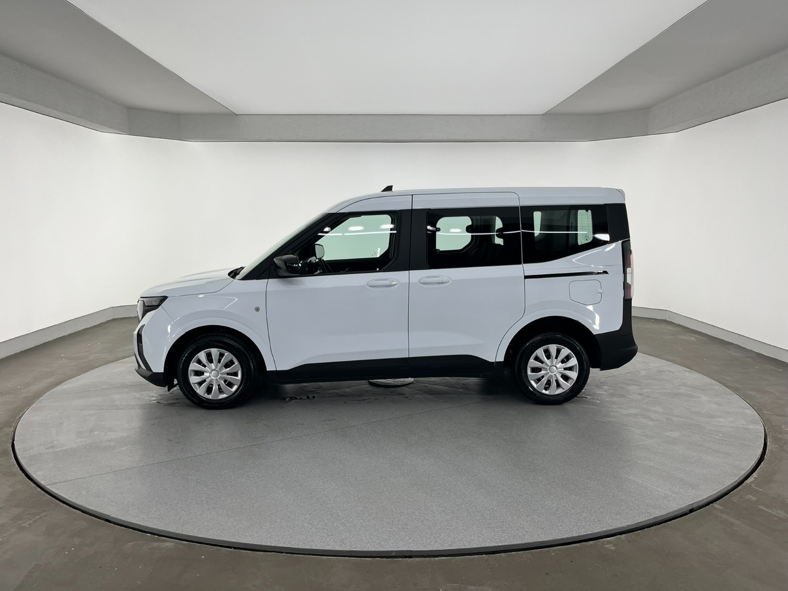 Ford Tourneo Courier Kombi 1.5 EcoBlue Deluxe - 2024 - Detay