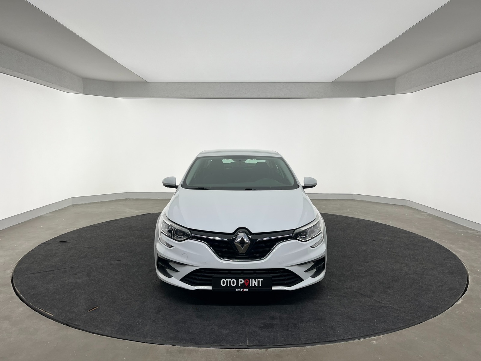 Renault Megane Sedan 1.3 TCe Joy EDC - 2022 - 34FBR558