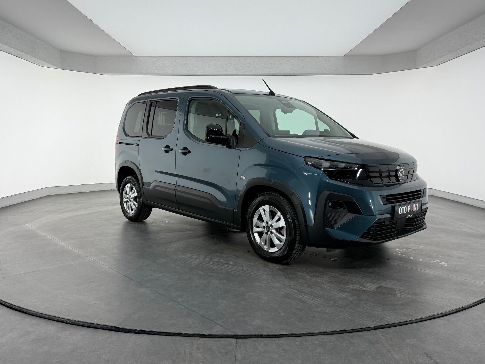 Peugeot Rifter 1.5 BlueHDI Allure EAT8 - 2026 - Detay