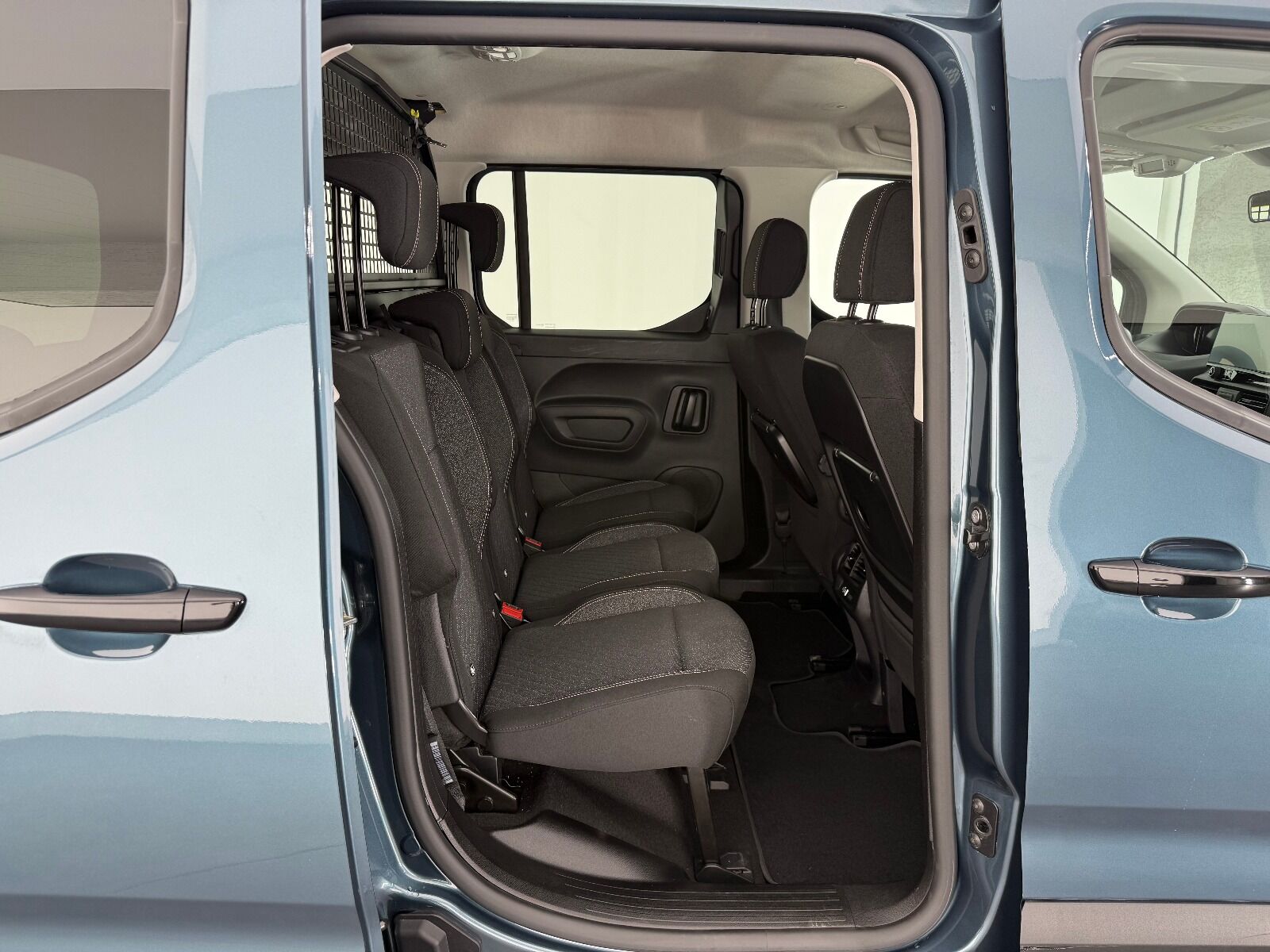 Peugeot Rifter 1.5 BlueHDI Allure EAT8 - 2026 - Detay