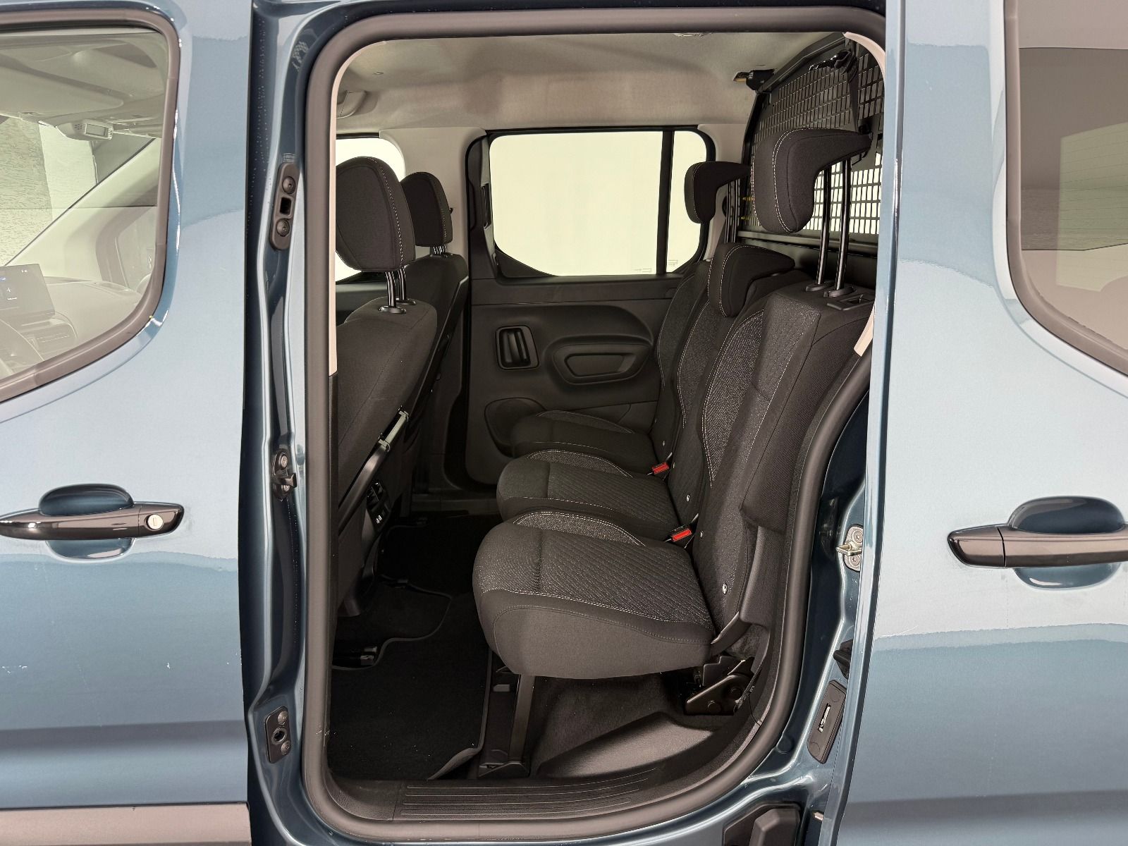 Peugeot Rifter 1.5 BlueHDI Allure EAT8 - 2026 - Detay