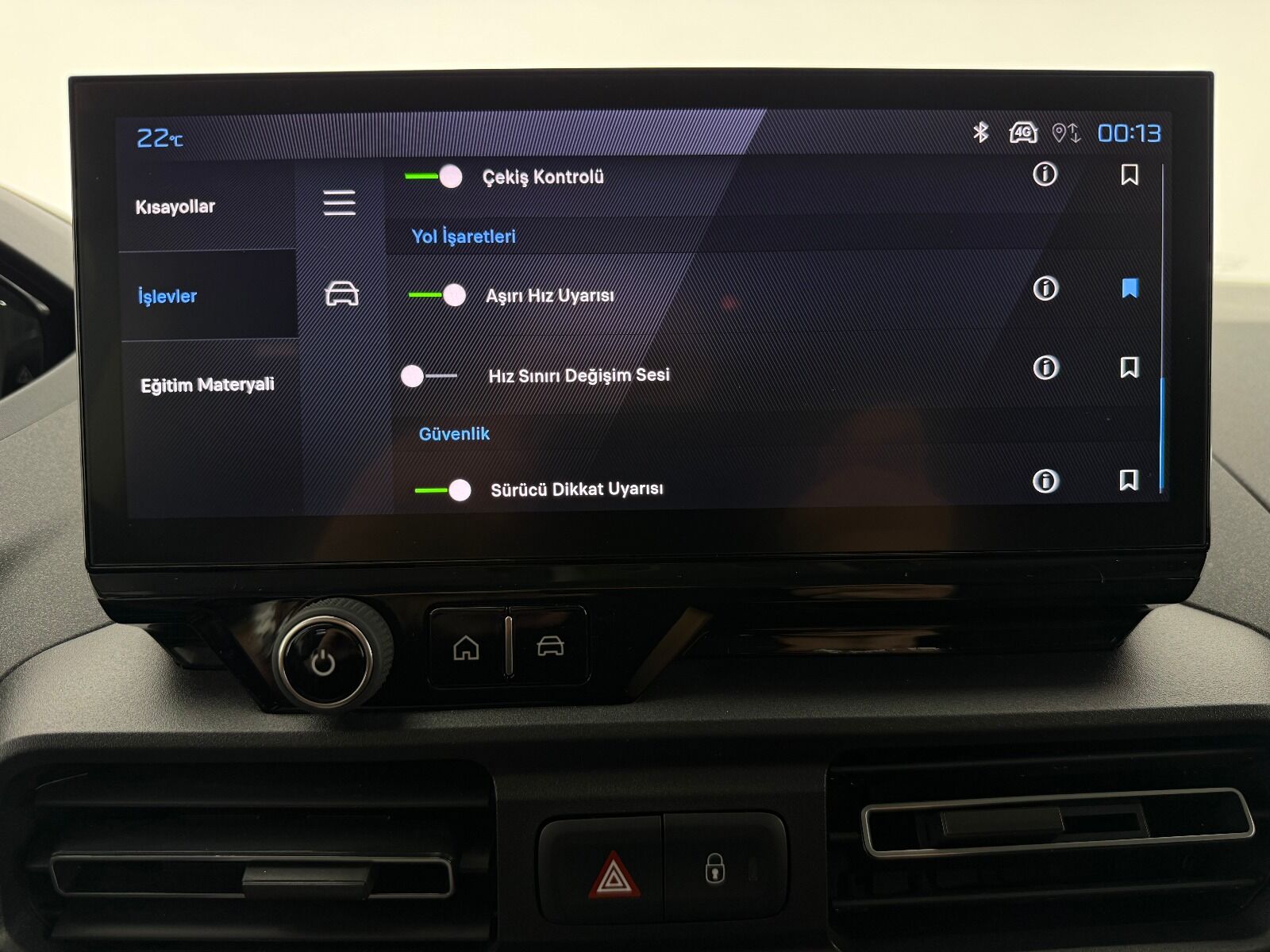 Peugeot Rifter 1.5 BlueHDI Allure EAT8 - 2026 - Detay