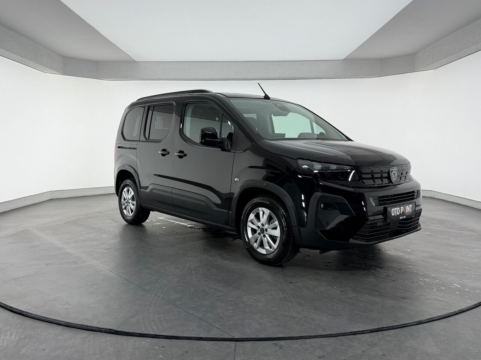 Peugeot Rifter 1.5 BlueHDI Allure EAT8 - 2026 - Detay