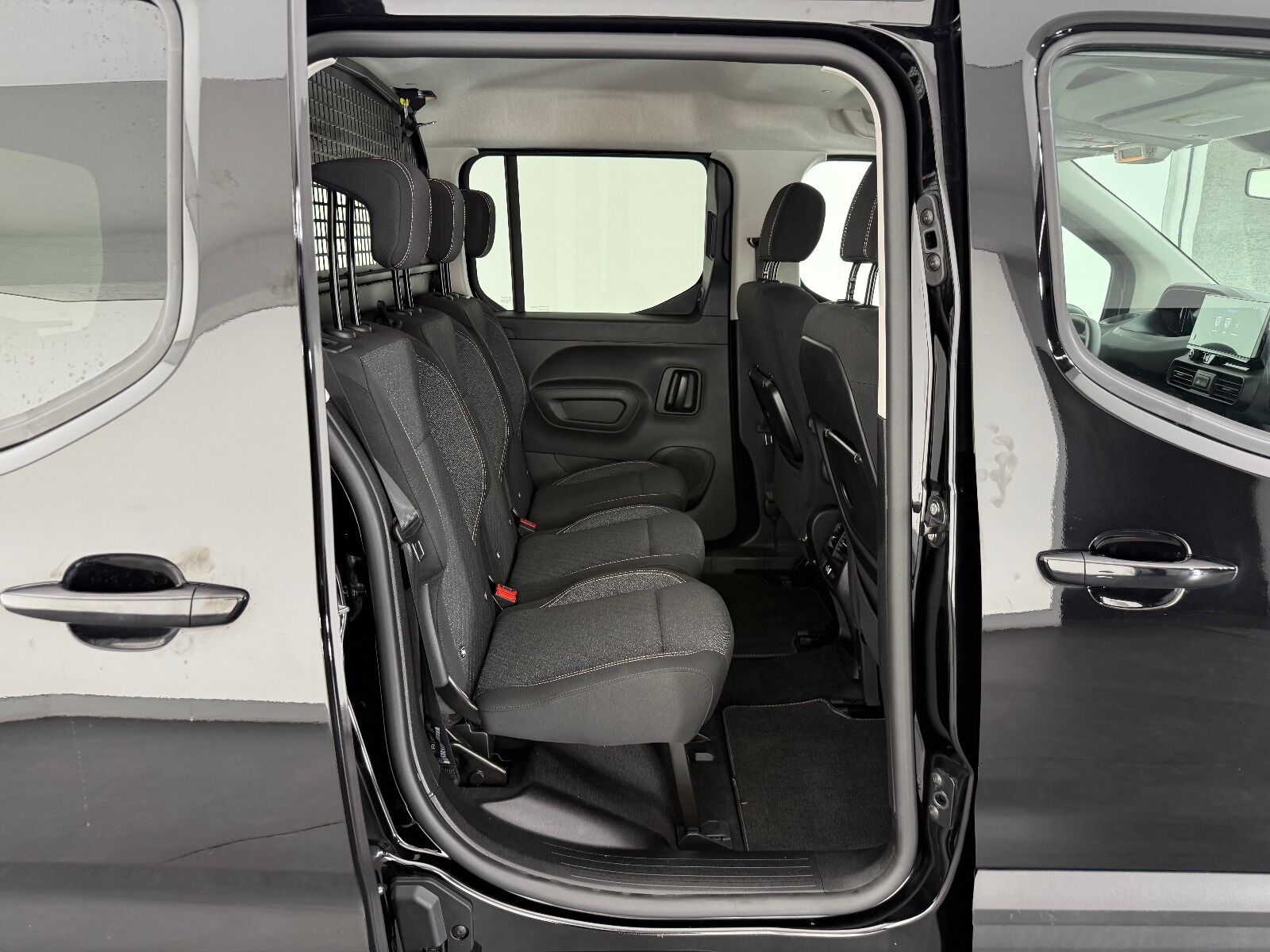 Peugeot Rifter 1.5 BlueHDI Allure EAT8 - 2026 - Detay
