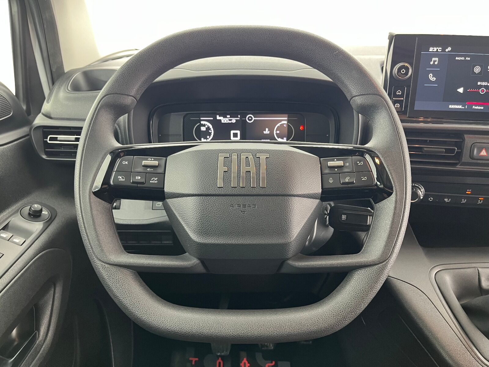Fiat Doblo Cargo 1.5 BlueHDİ Maxi - 2025 - Detay
