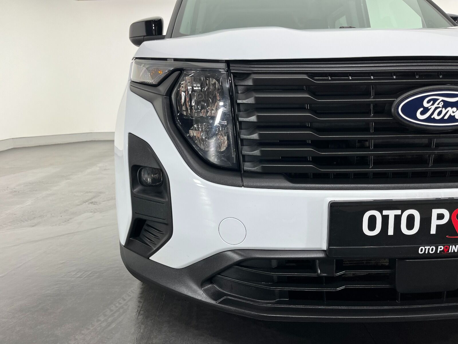 Ford Tourneo Courier Kombi 1.5 EcoBlue Deluxe - 2025 - Detay