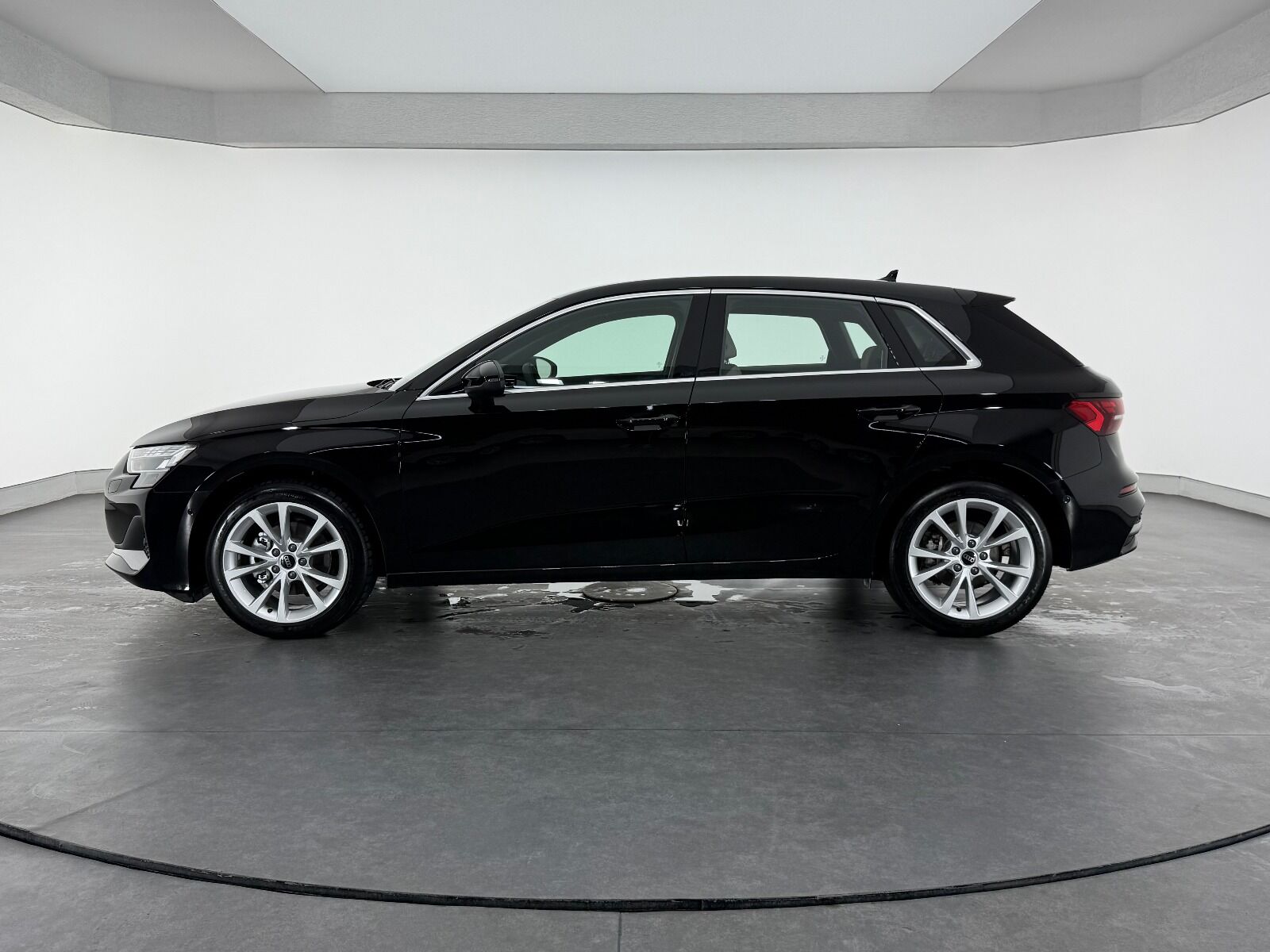 Audi A3 Sportback 35 TFSI Advanced - 2025 - Detay