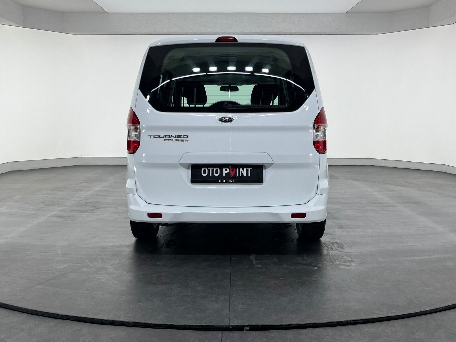 Ford Tourneo Courier 1.5 TDCI Deluxe - 2023 - Detay