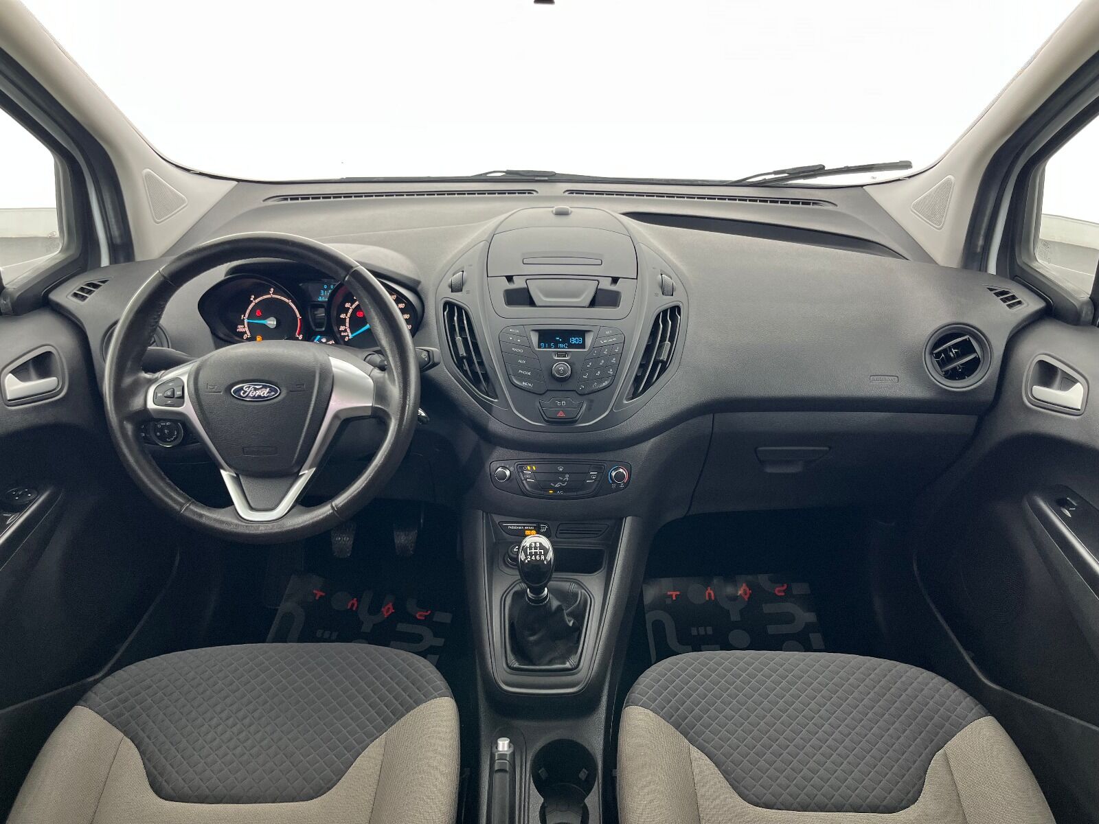 Ford Tourneo Courier 1.5 TDCI Deluxe - 2023 - Detay