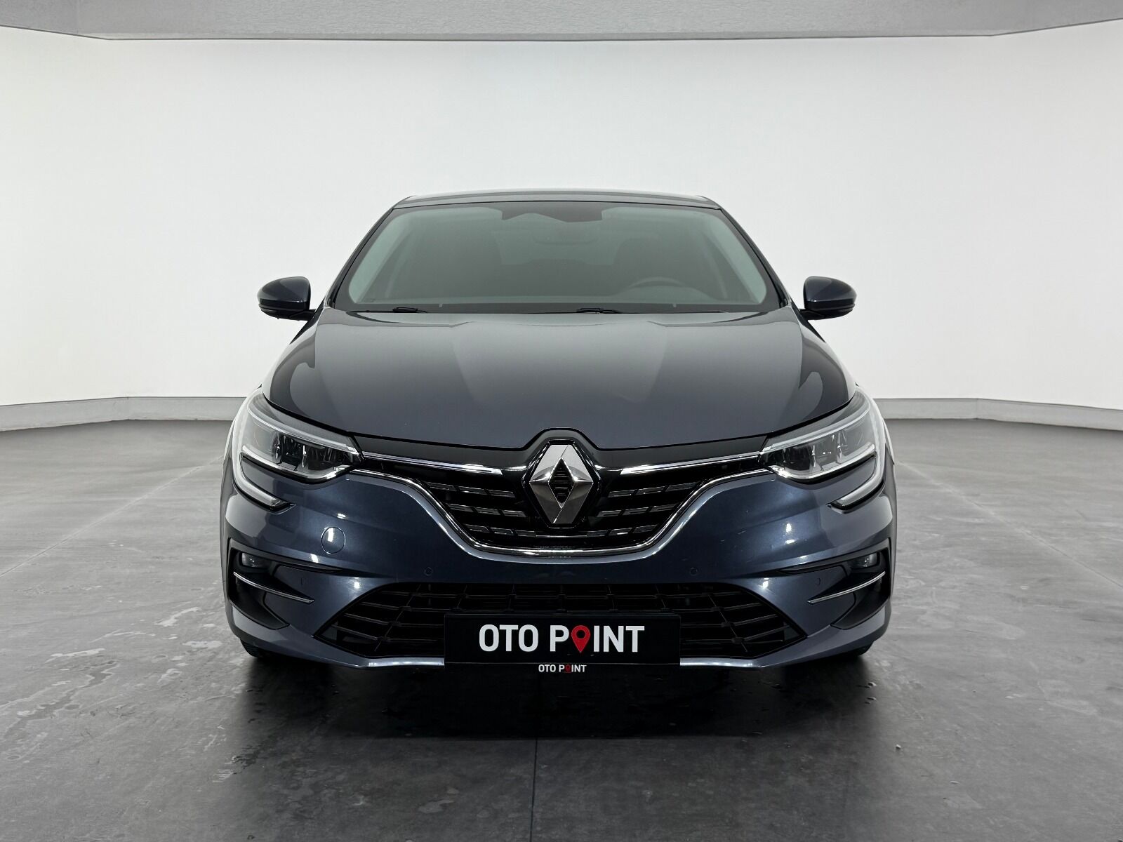 Renault Megane Sedan 1.5 BluedCi Icon EDC - 2024