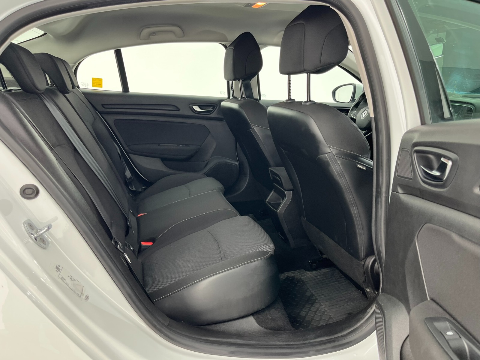 Renault Megane Sedan 1.3 TCe Joy EDC - 2022 - Detay