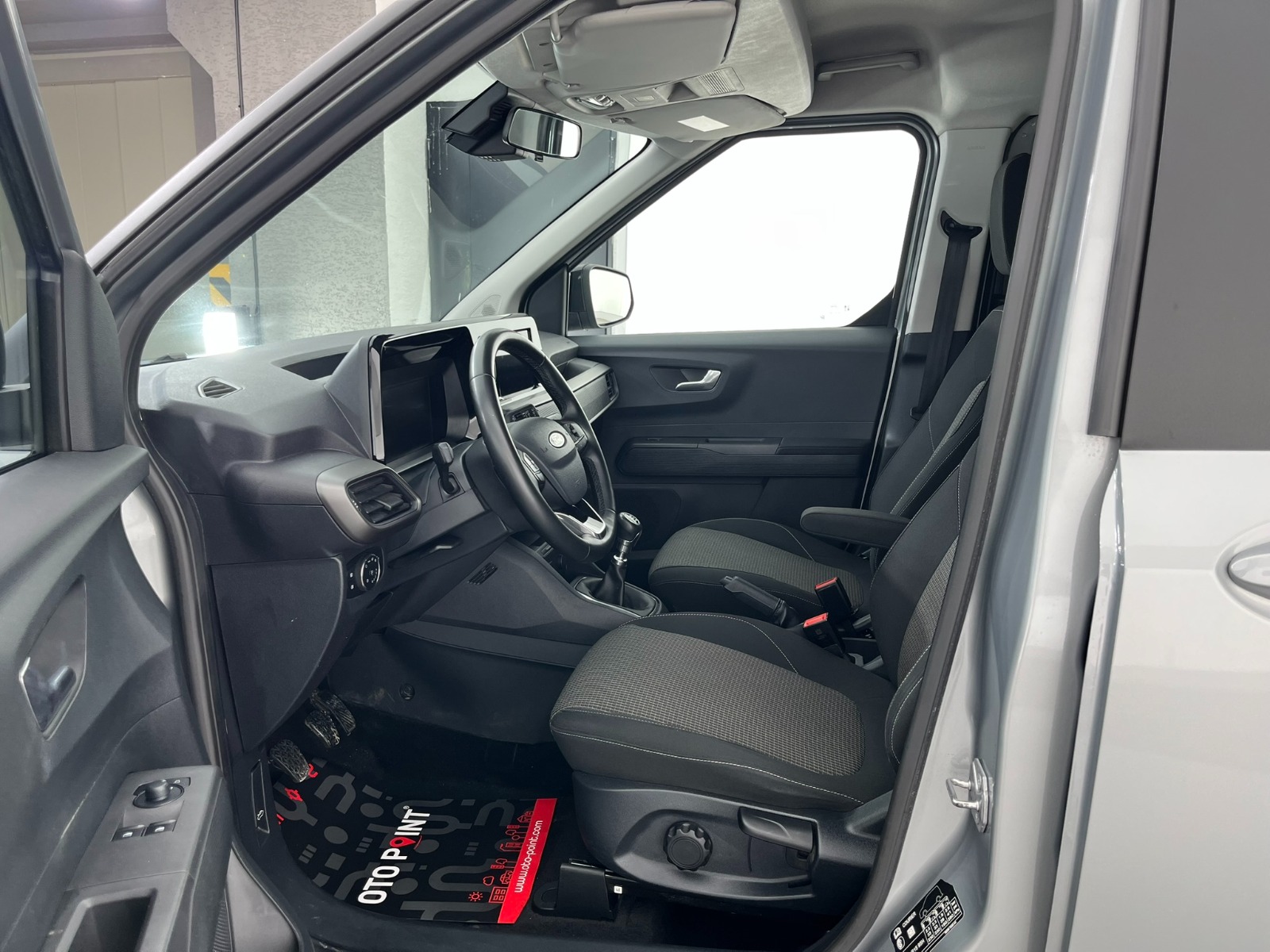 Ford Tourneo Courier Kombi 1.5 EcoBlue Deluxe - 2024 - Detay