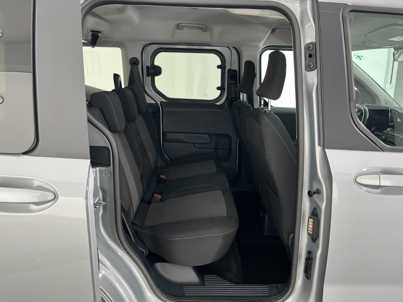 Ford Tourneo Courier Kombi 1.5 EcoBlue Deluxe - 2024 - Detay