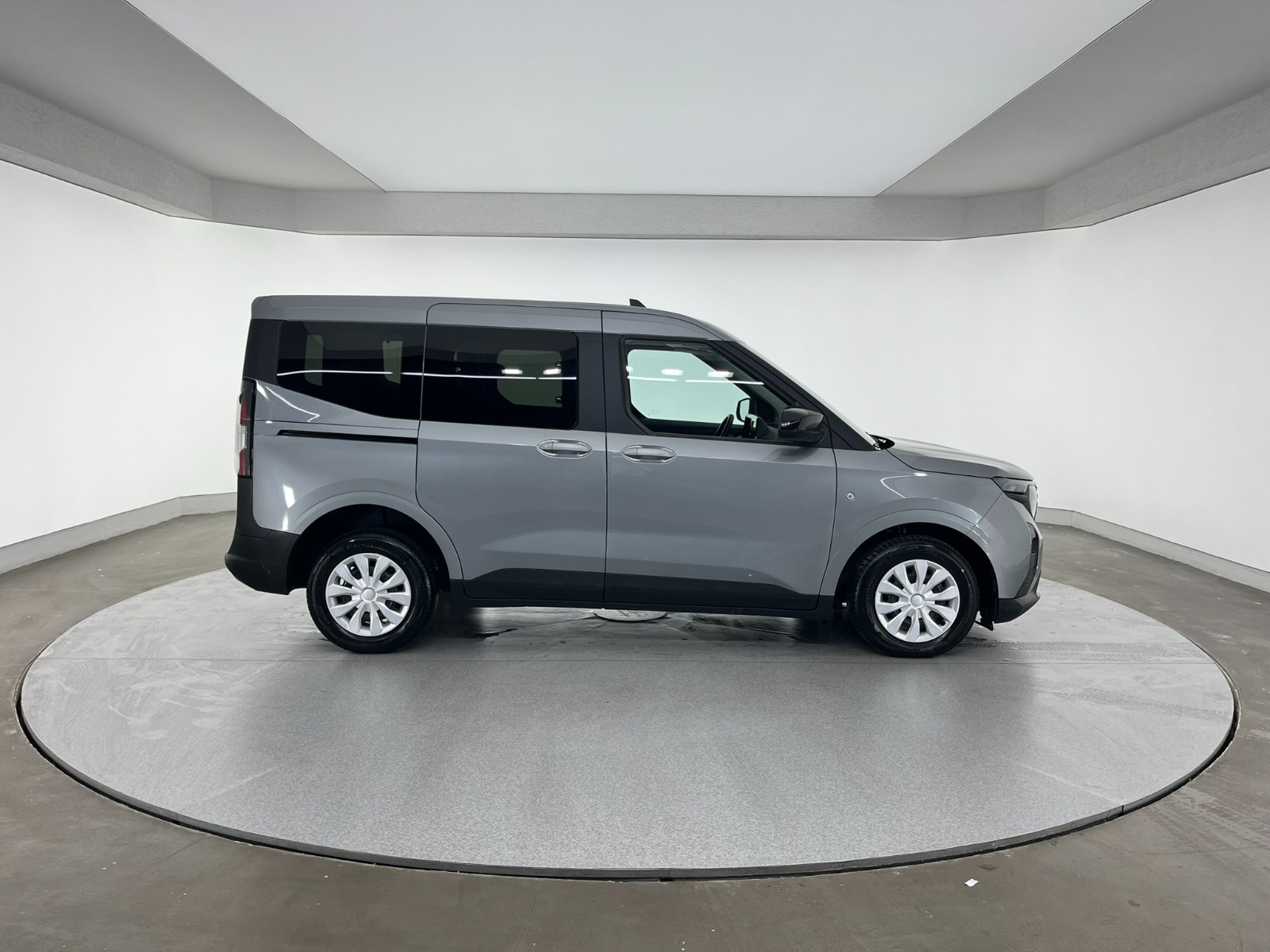 Ford Tourneo Courier Kombi 1.5 EcoBlue Deluxe - 2024 - Detay