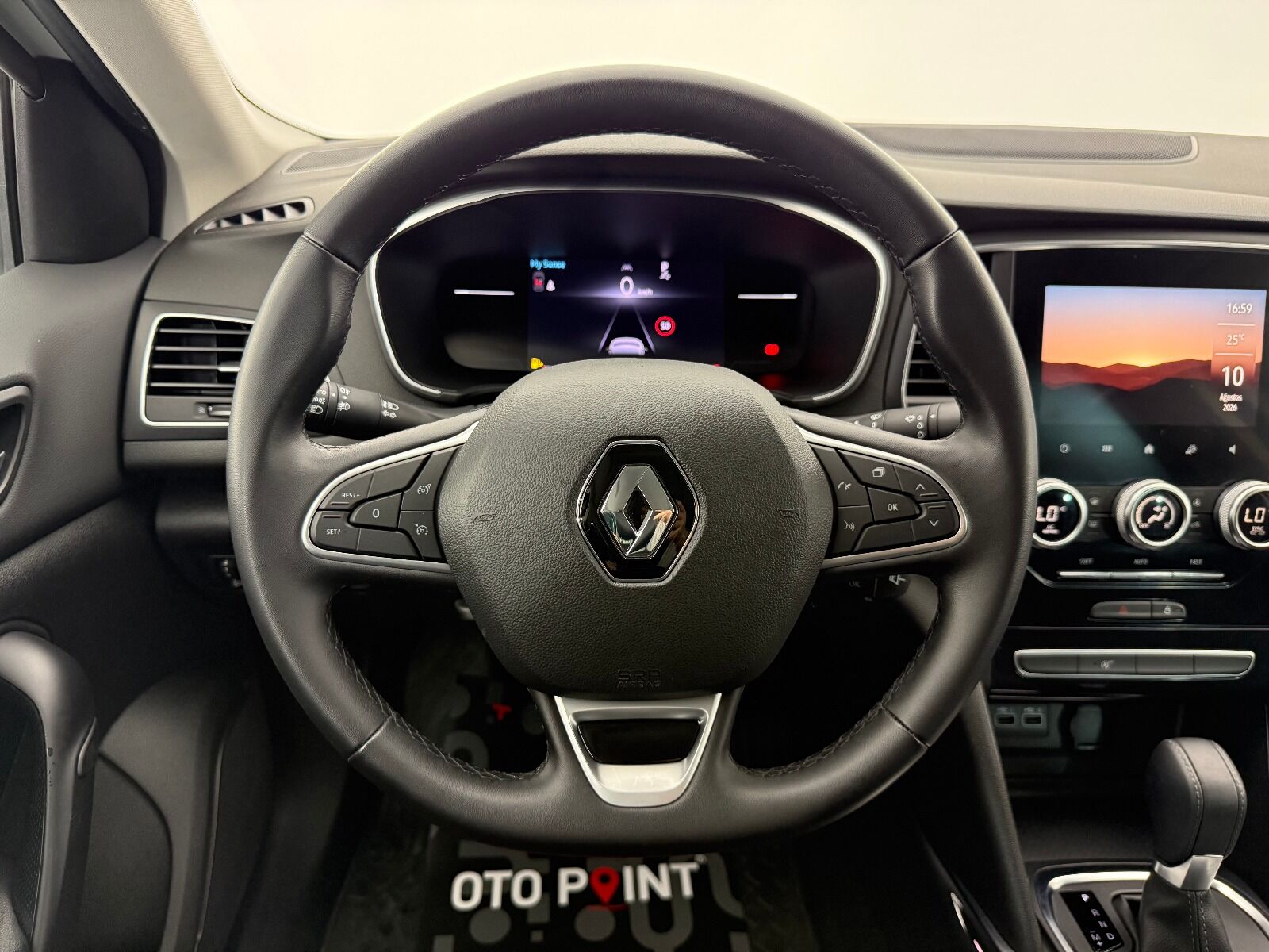 Renault Megane Sedan 1.3 TCe Icon EDC - 2025 - Detay