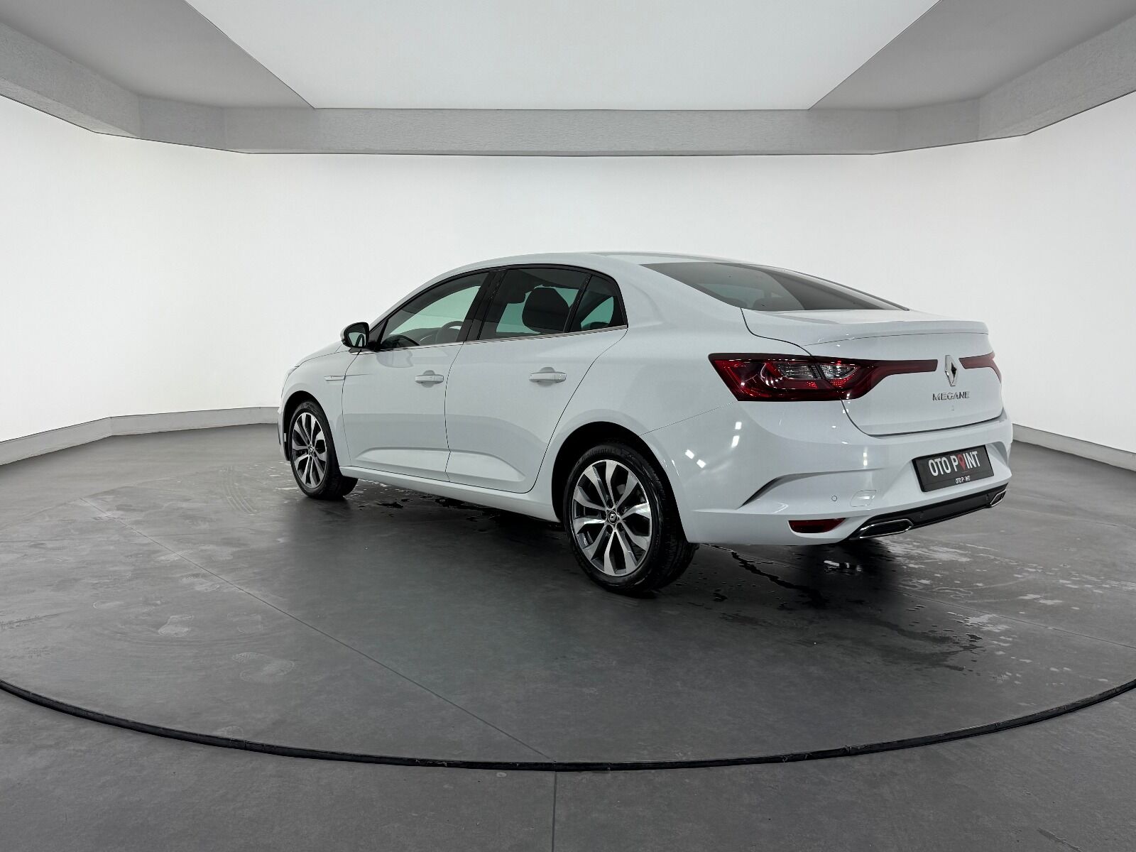 Renault Megane Sedan 1.3 TCe Icon EDC - 2025 - Detay