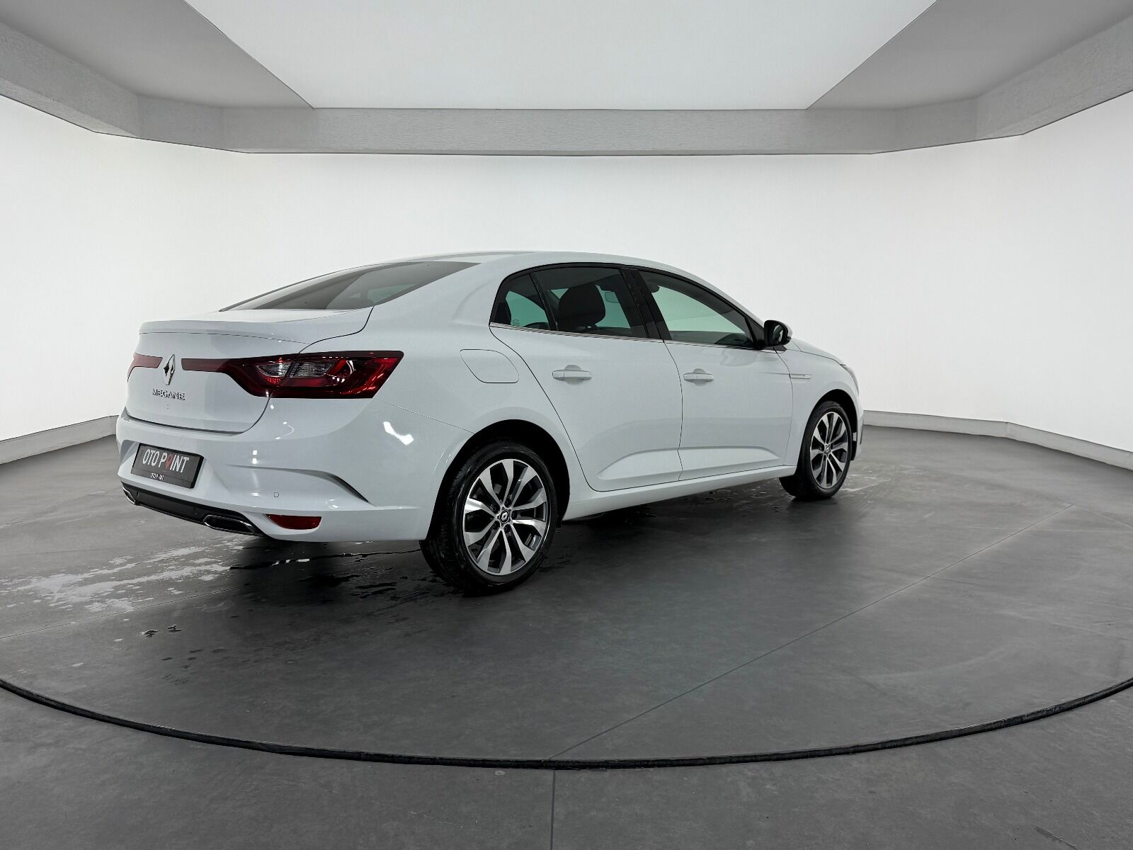 Renault Megane Sedan 1.3 TCe Icon EDC - 2025 - Detay