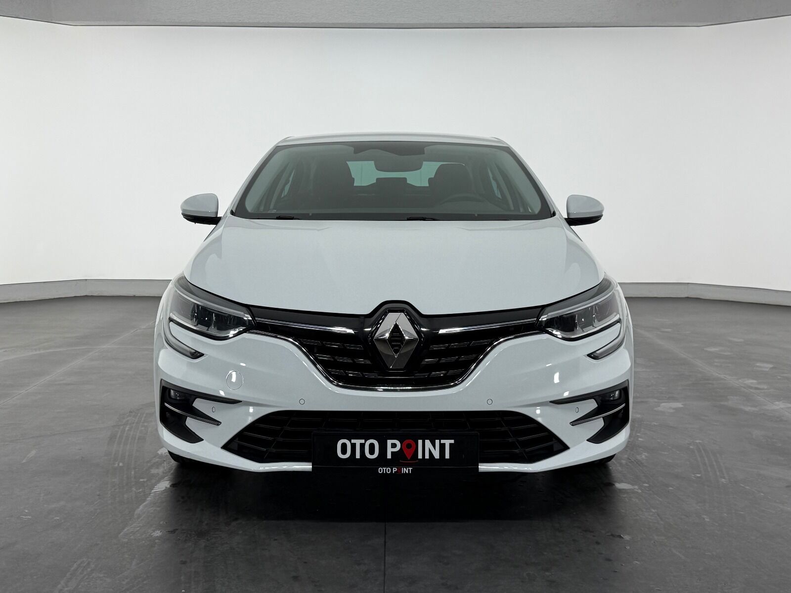 Renault Megane Sedan 1.3 TCe Icon EDC - 2025