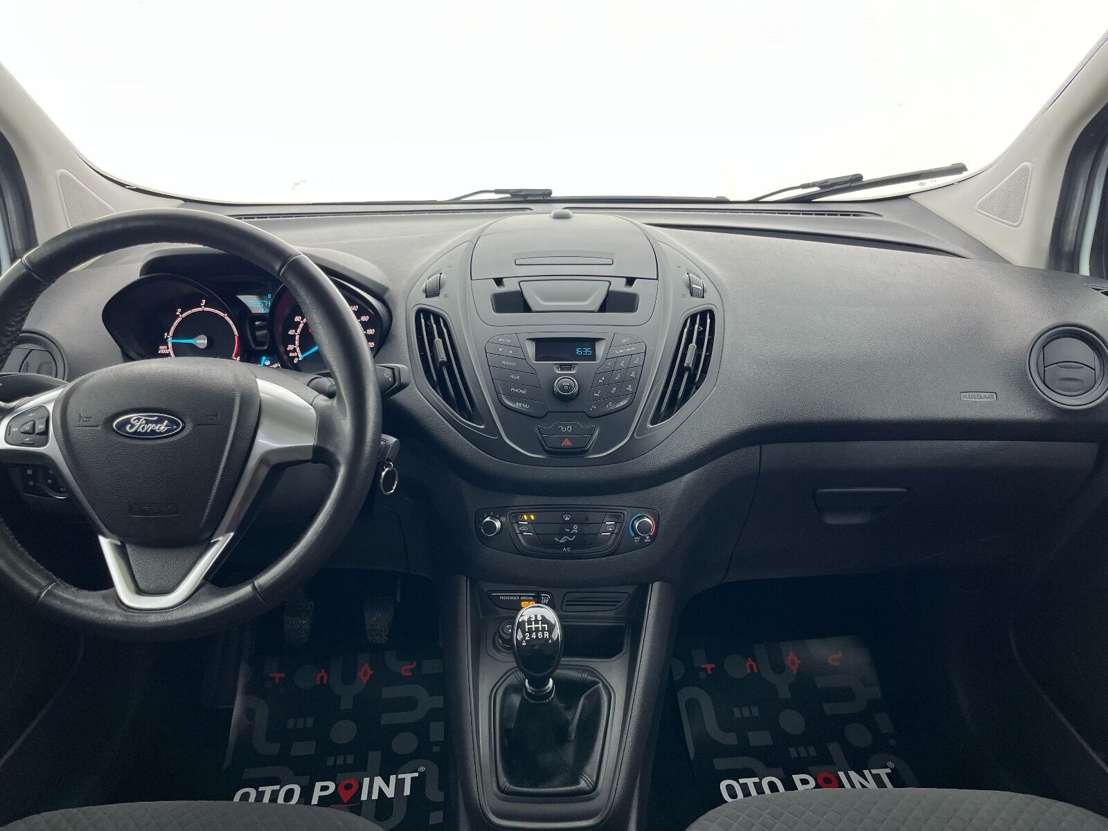 Ford Tourneo Courier Kombi 1.5 TDCI Deluxe - 2023 - Detay