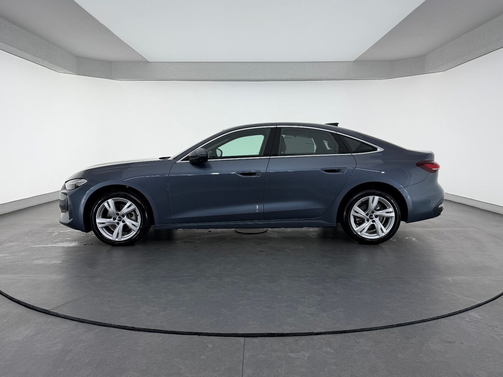 Audi A5 2.0 TFSI Hybrid - 2025 - Detay