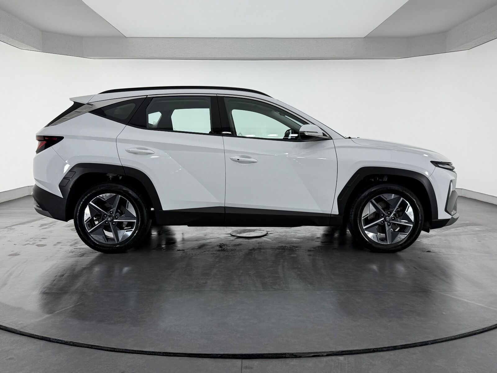 Hyundai Tucson 1.6 T-GDI 4x2 Comfort DCT - 2025 - Detay