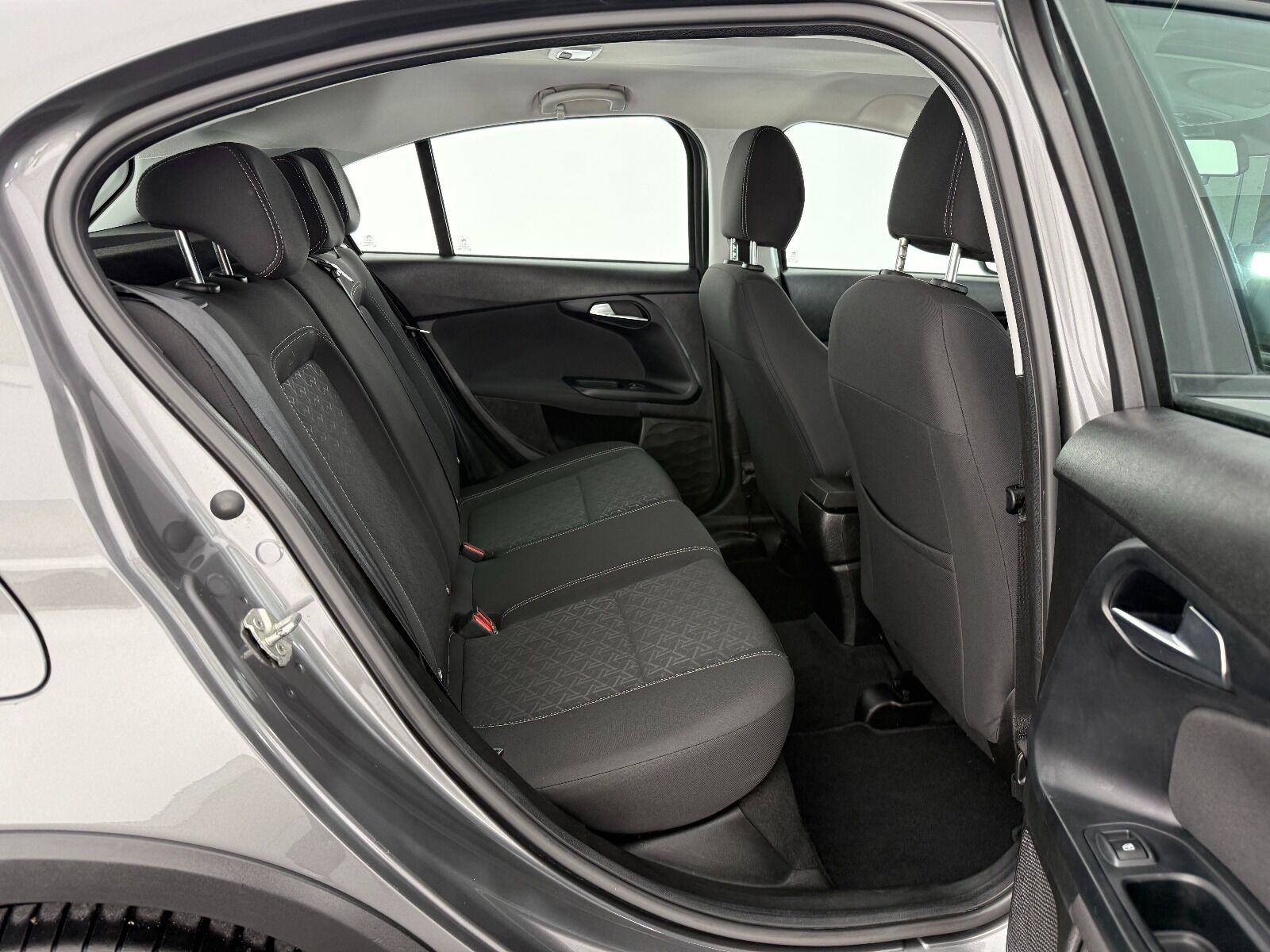 Fiat Egea Cross 1.6 Multijet Urban TRCTN+ GSR DCT - 2024 - Detay