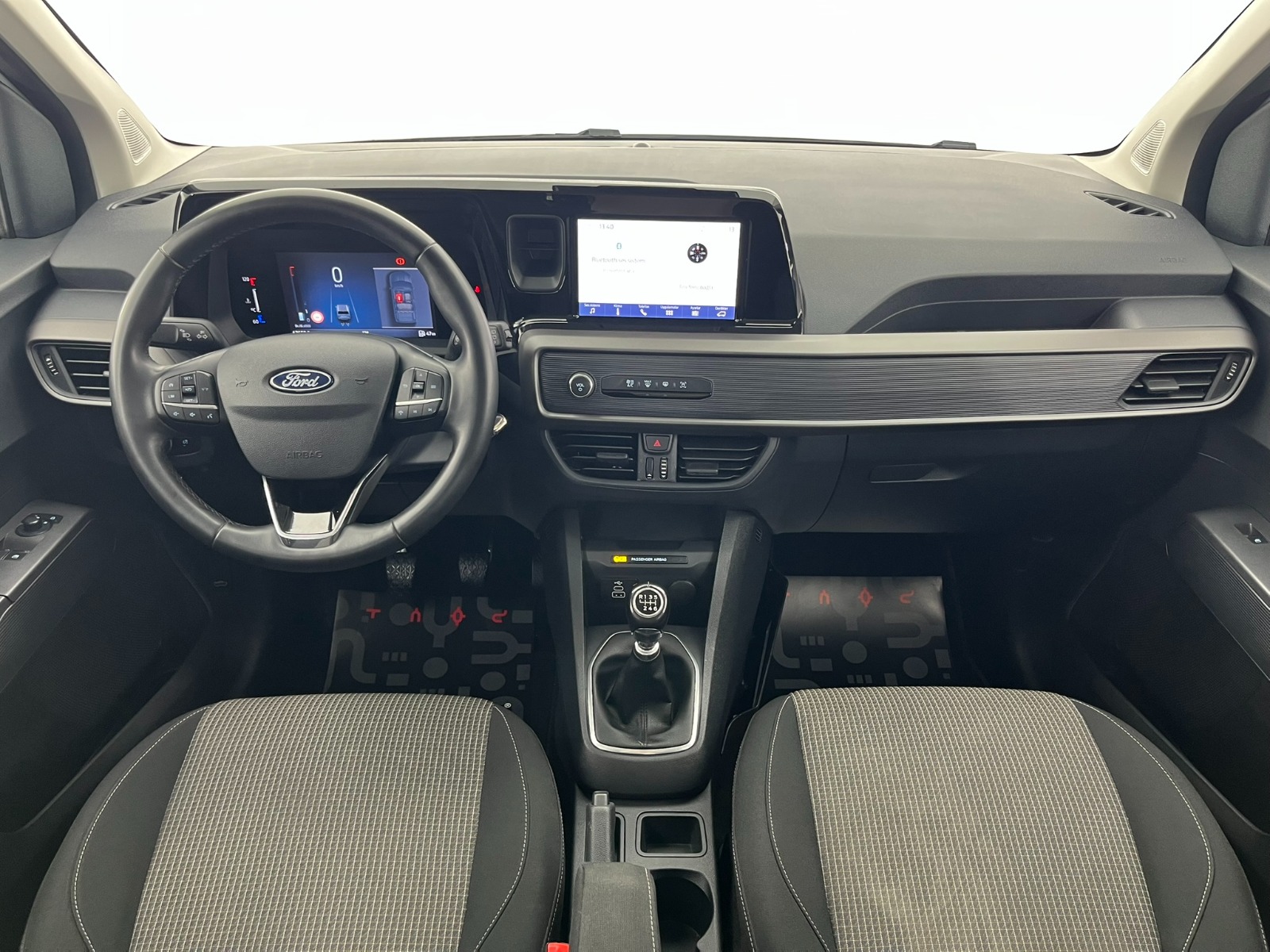 Ford Tourneo Courier Kombi 1.5 EcoBlue Deluxe - 2024 - Detay