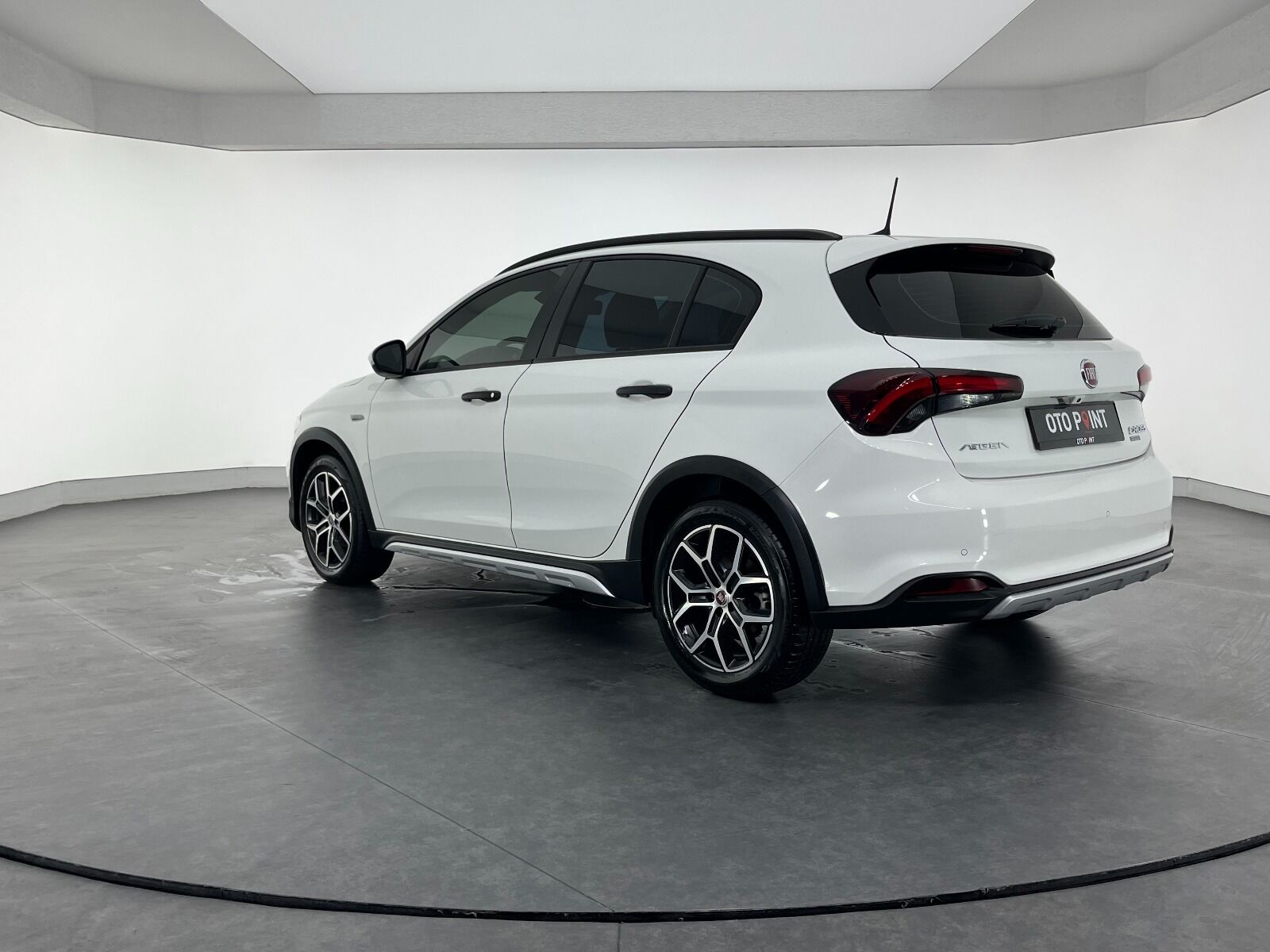 Fiat Egea Cross 1.6 MultiJet Urban GSR Traction+ DCT - 2024 - Detay