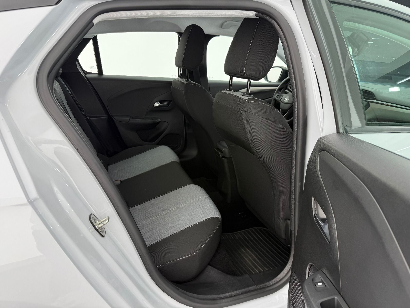 Opel Corsa 1.2 T Edition AT8 - 2025 - Detay