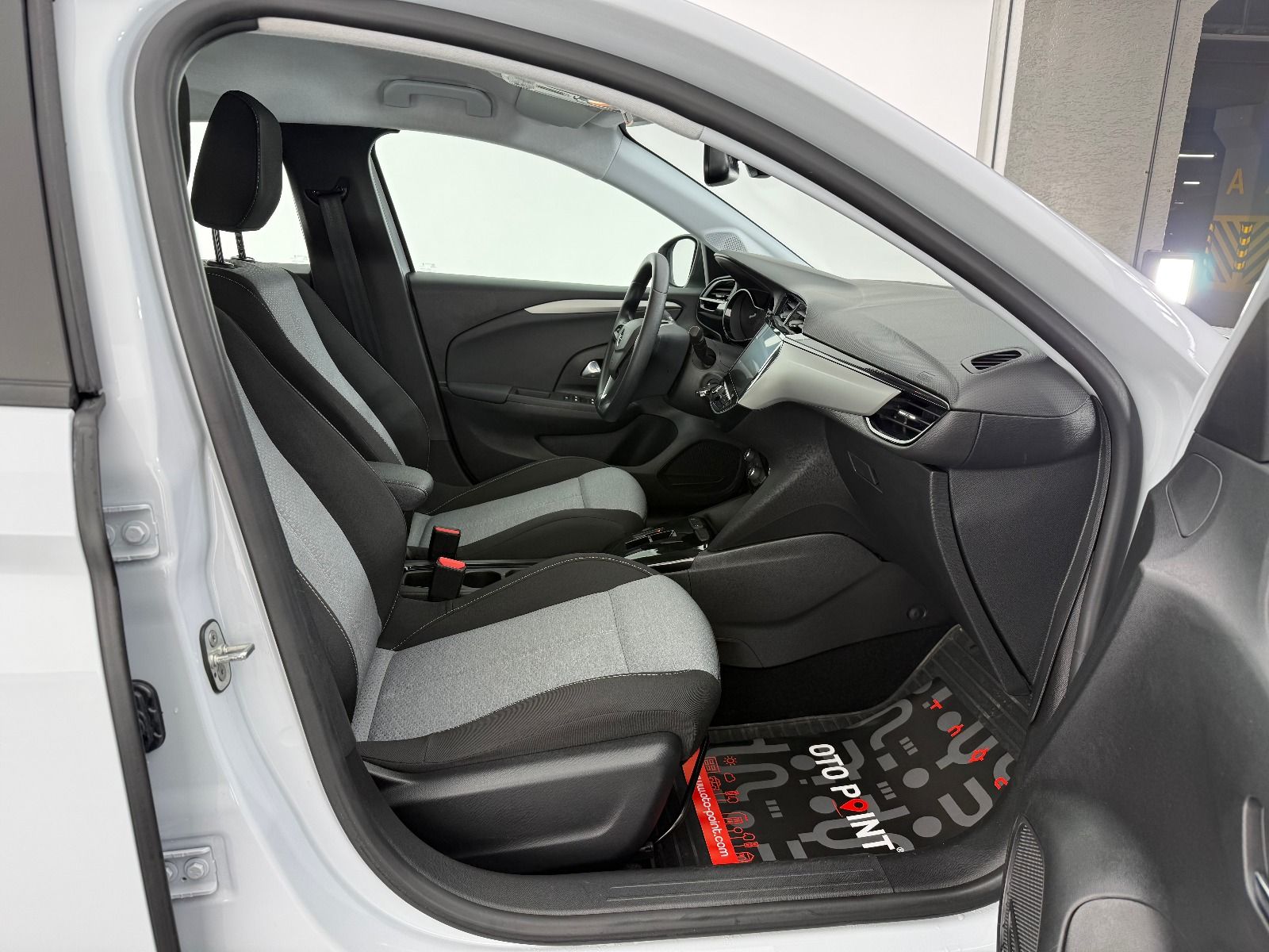 Opel Corsa 1.2 T Edition AT8 - 2025 - Detay