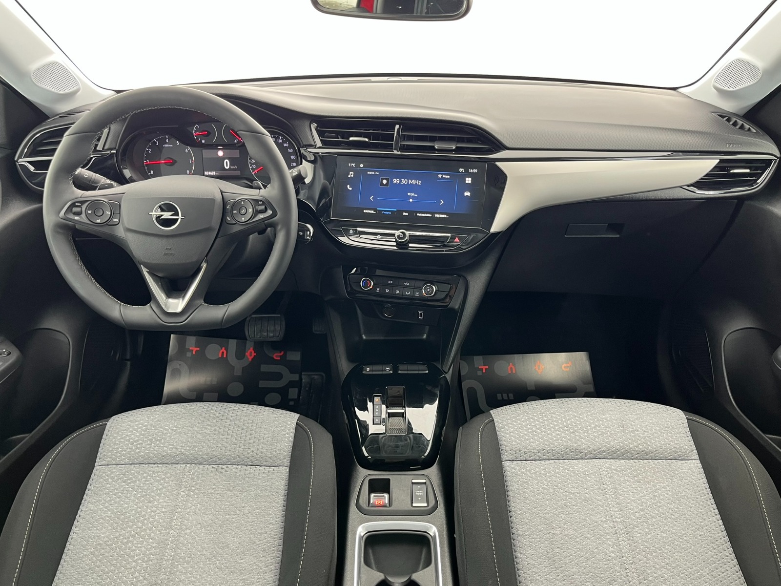 Opel Corsa Hatchback 1.2 Turbo Edition Otomatik - 2025 - Detay