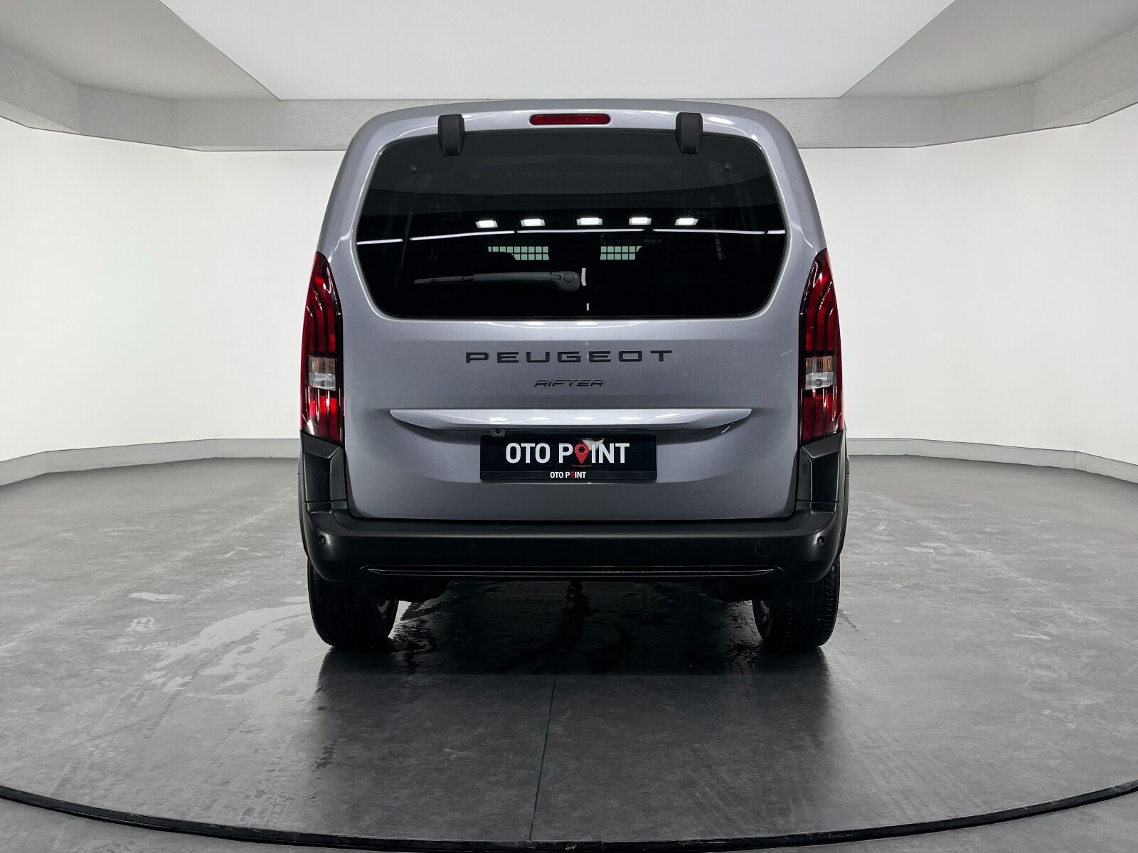 Peugeot Rifter Combi 1.5 BlueHDI Allure EAT8 - 2025 - Detay