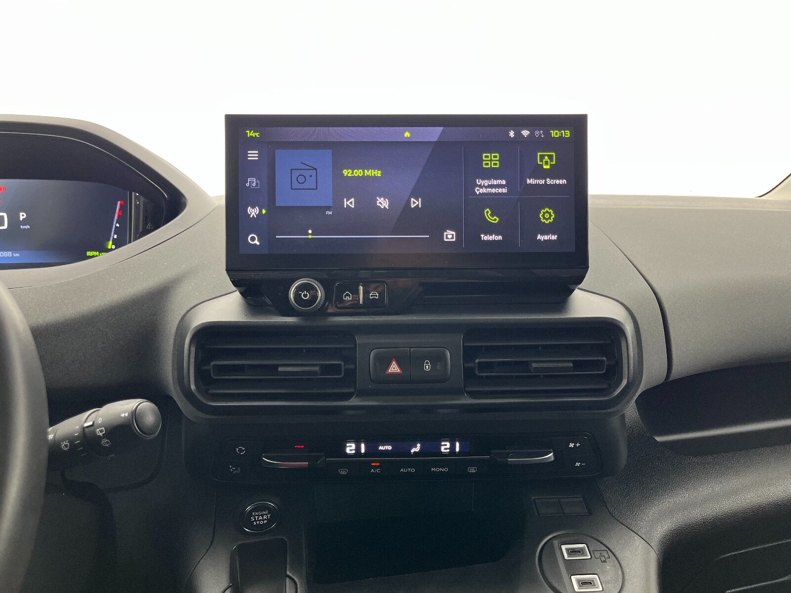 Peugeot Rifter Combi 1.5 BlueHDI Allure EAT8 - 2025 - Detay